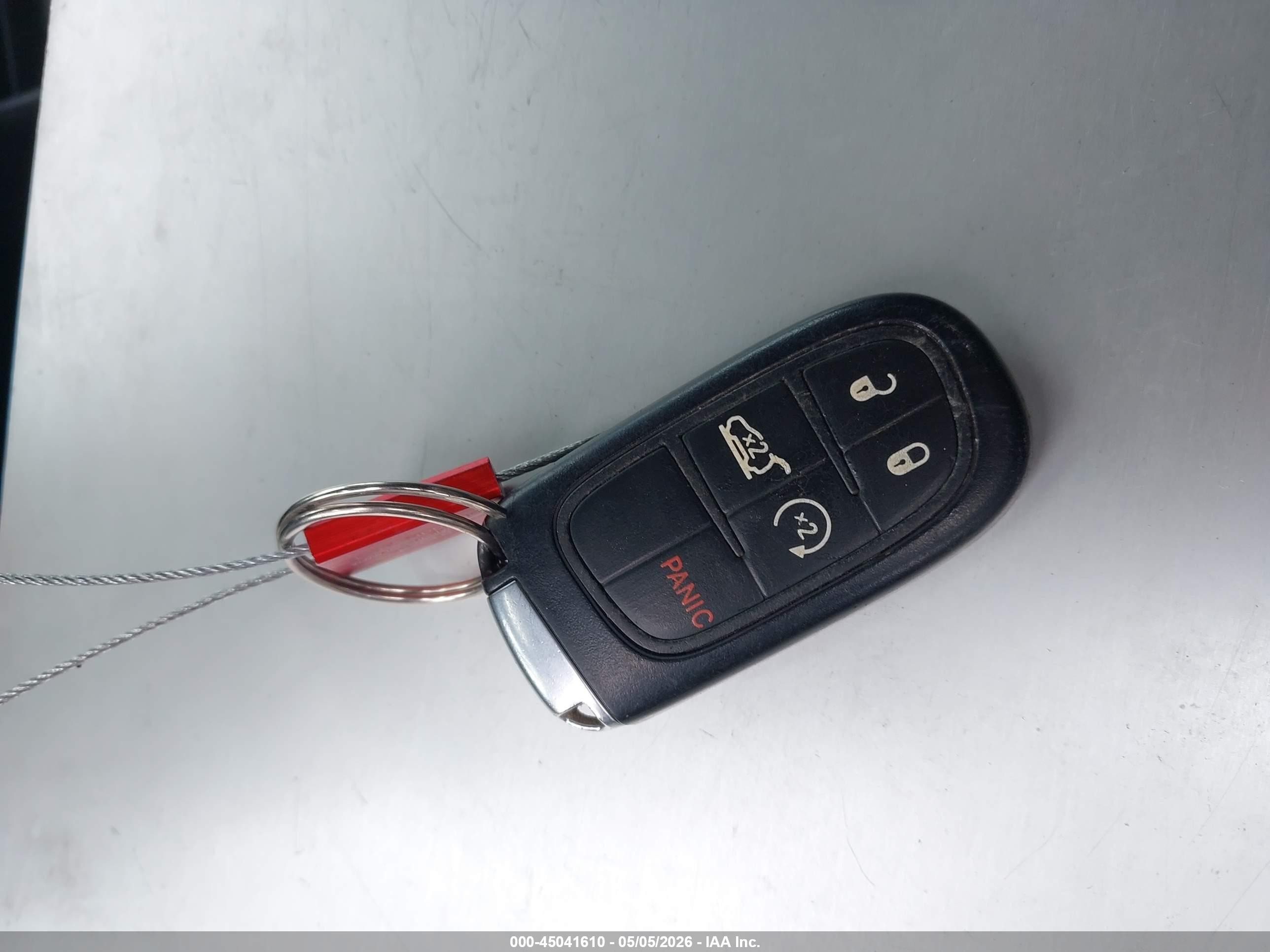 2015 Jeep Cherokee Trailhawk Красный vin: 1C4PJMBB5FW624576