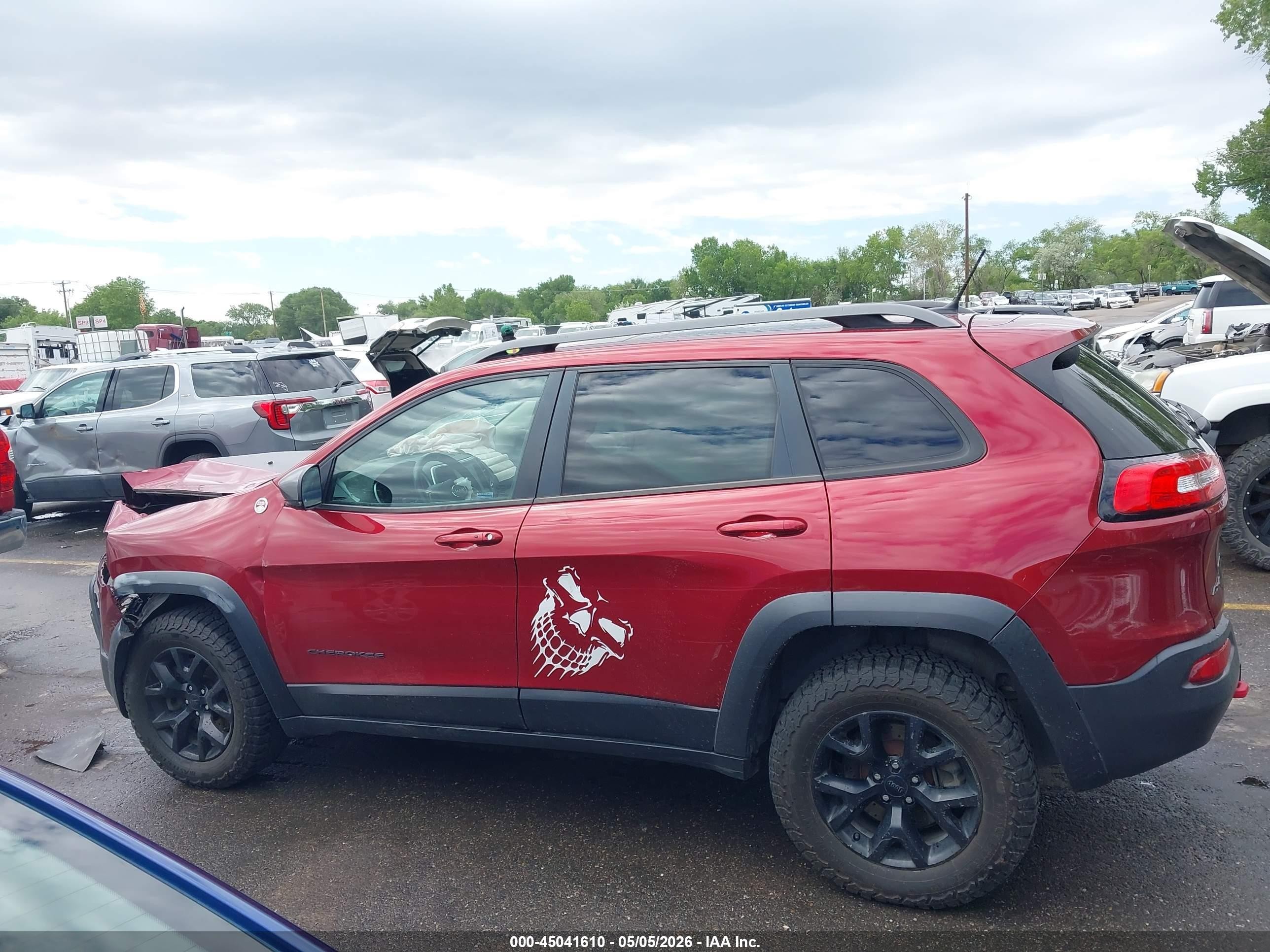 2015 Jeep Cherokee Trailhawk Красный vin: 1C4PJMBB5FW624576