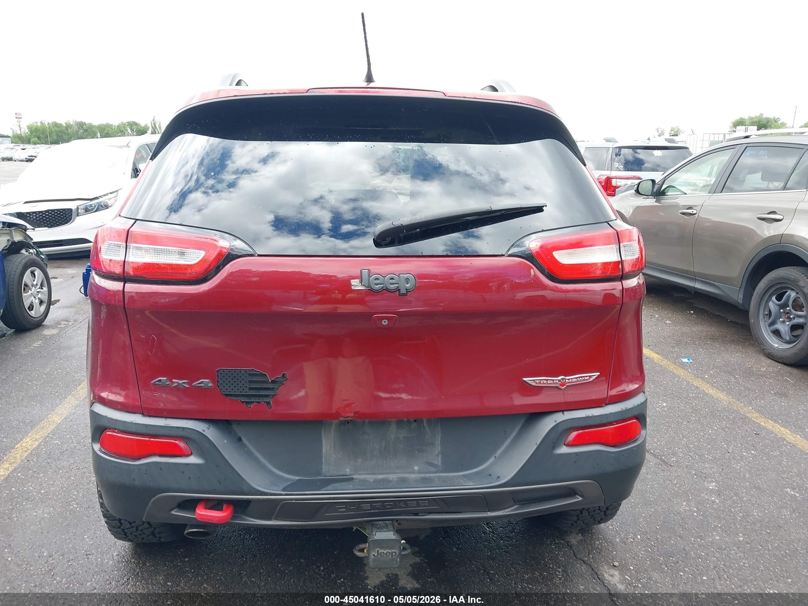 2015 Jeep Cherokee Trailhawk Красный vin: 1C4PJMBB5FW624576