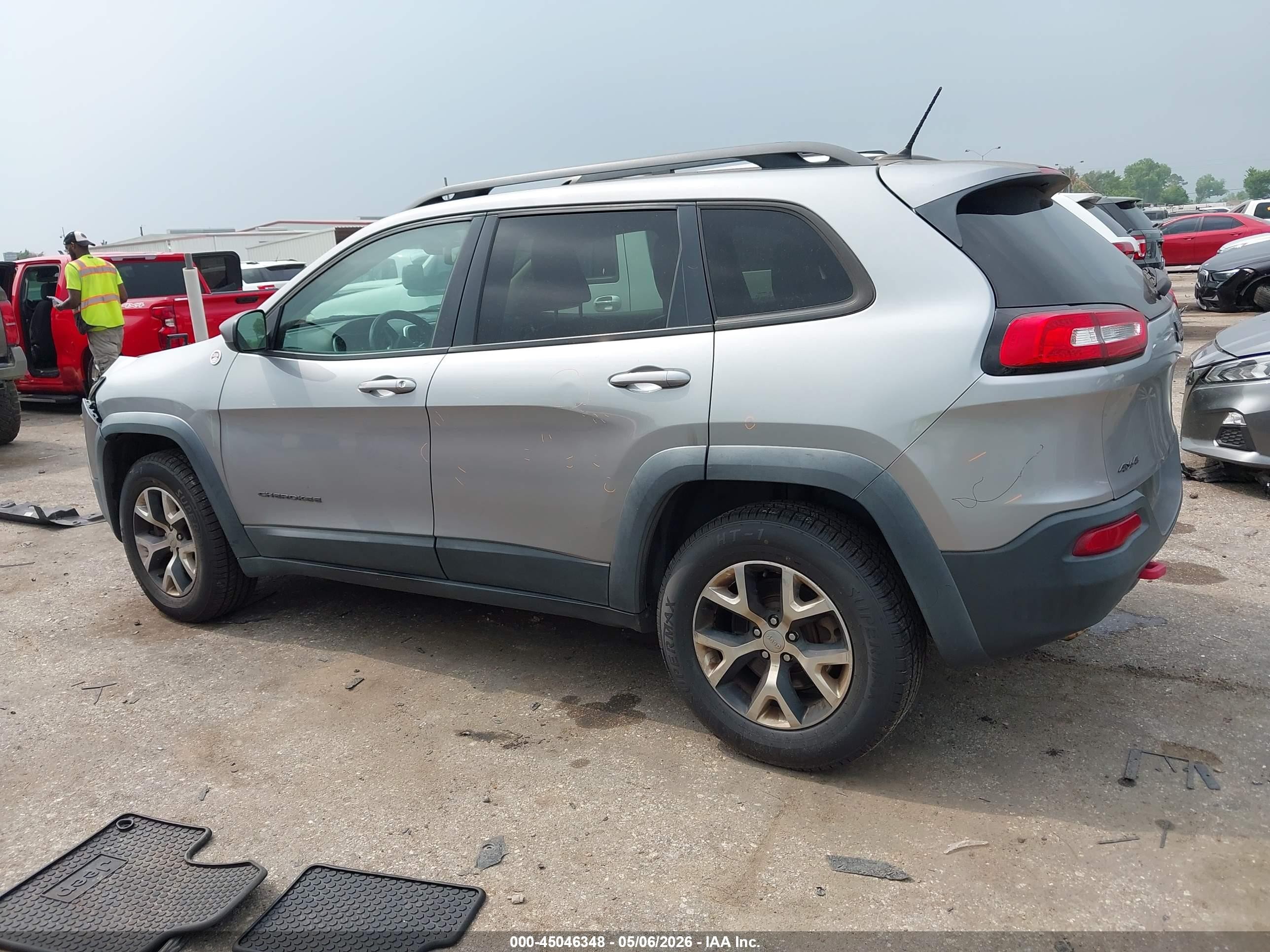2014 Jeep Cherokee Trailhawk Gray vin: 1C4PJMBB6EW157280