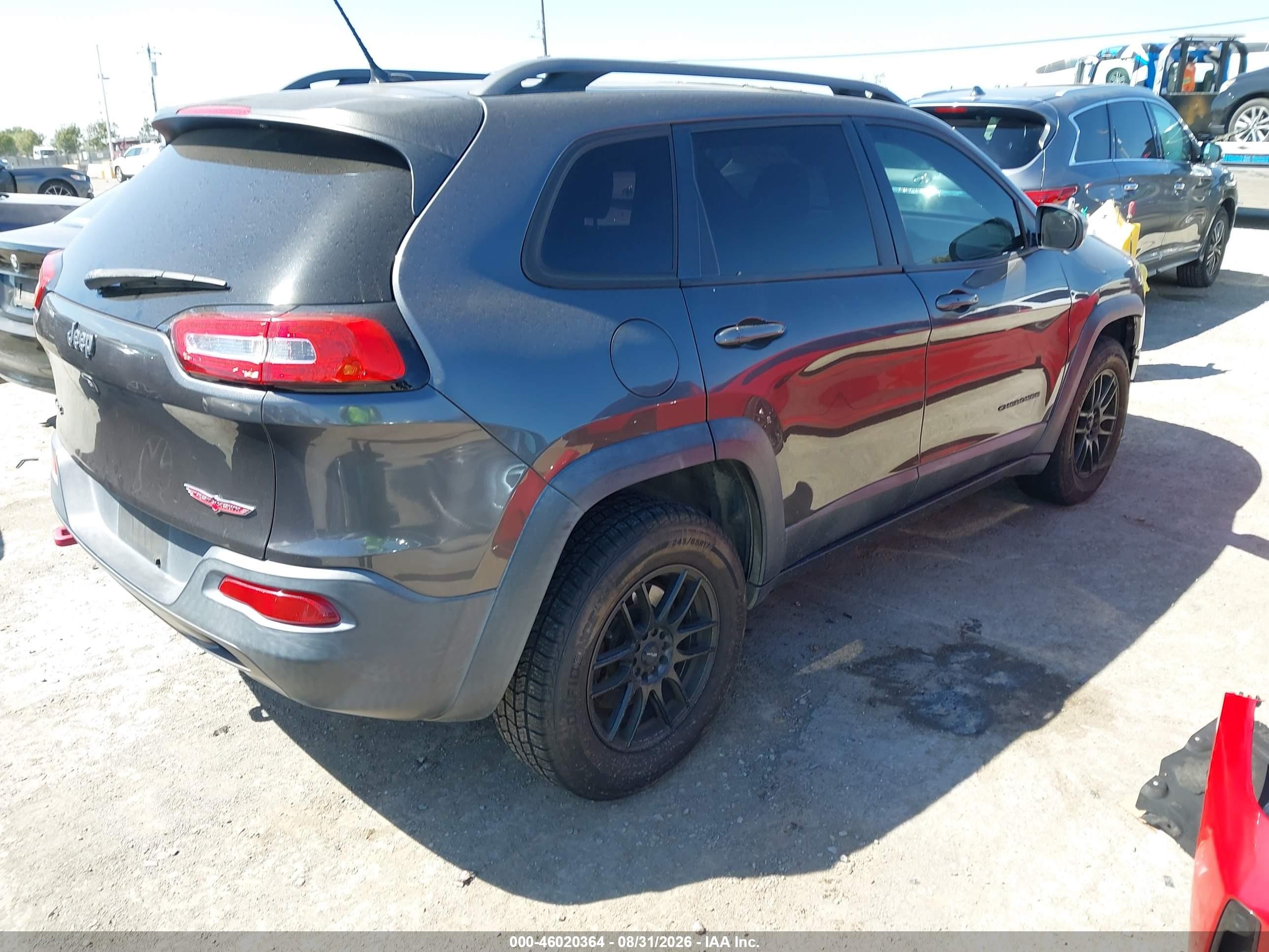 2015 Jeep Cherokee Trailhawk Gray vin: 1C4PJMBB6FW634288