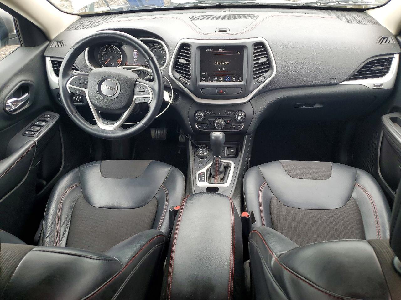 2015 Jeep Cherokee Trailhawk White vin: 1C4PJMBB6FW636400