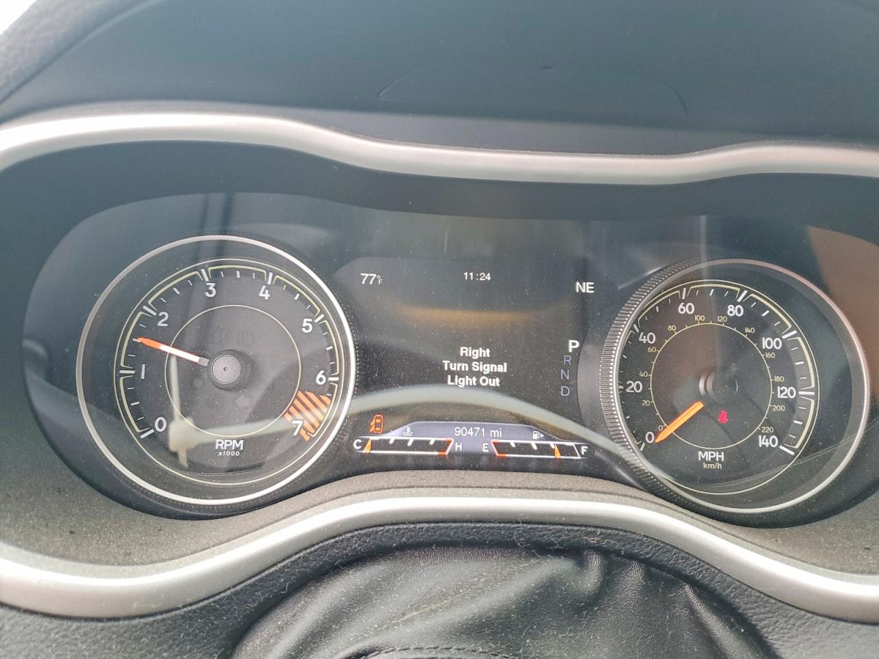 2015 Jeep Cherokee Trailhawk White vin: 1C4PJMBB6FW636400