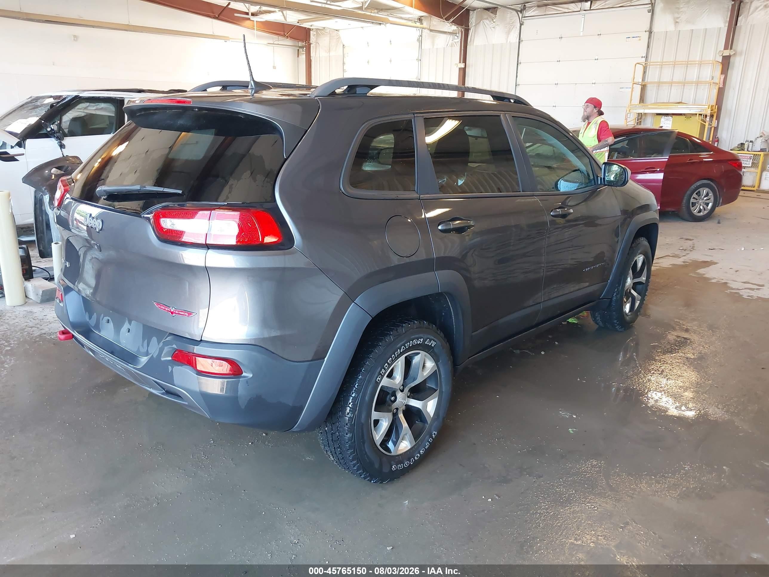 2017 Jeep Cherokee Trailhawk Gray vin: 1C4PJMBB6HD225058
