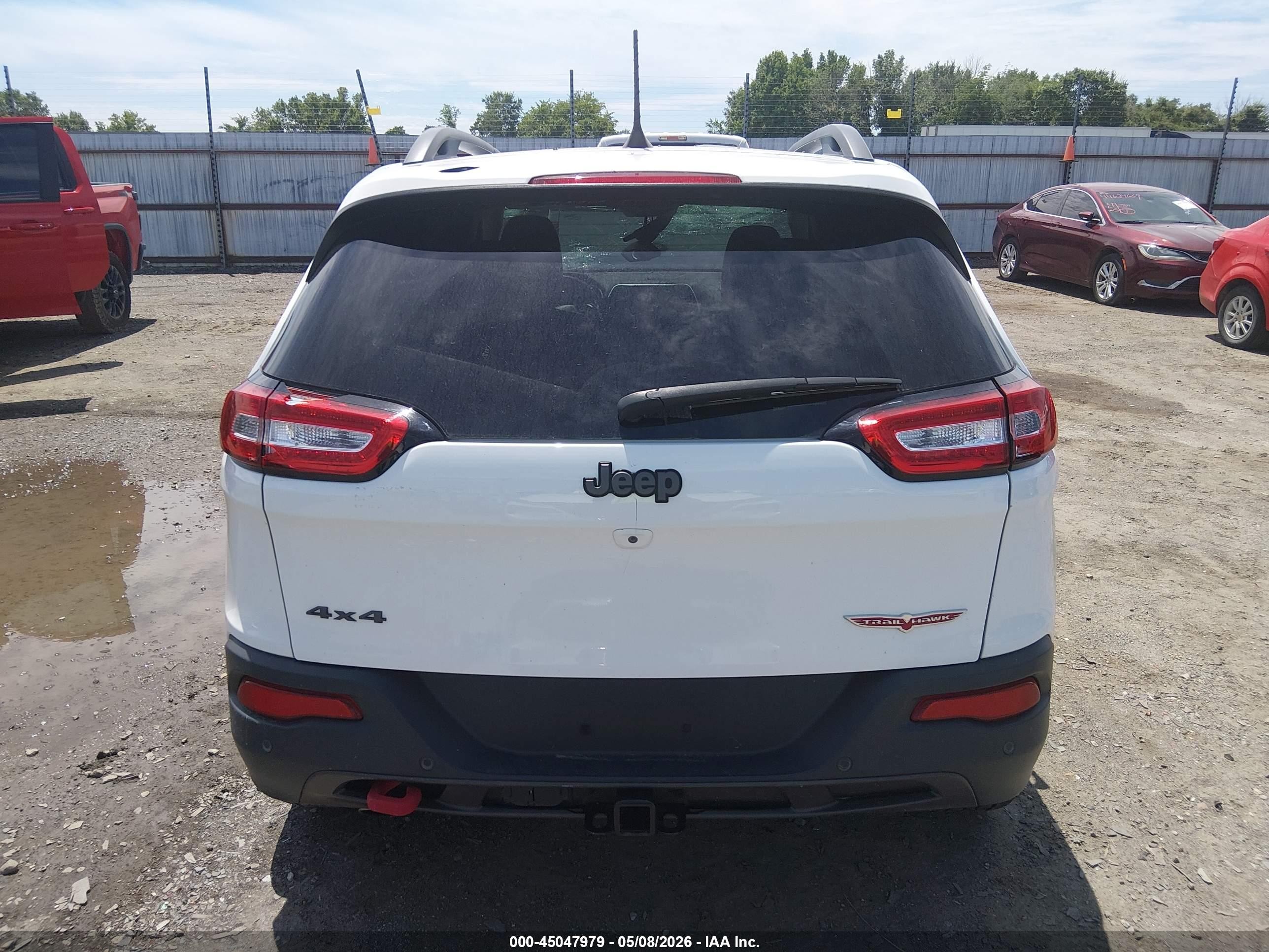2018 Jeep Cherokee Trailhawk 4x4 White vin: 1C4PJMBB6JD550699
