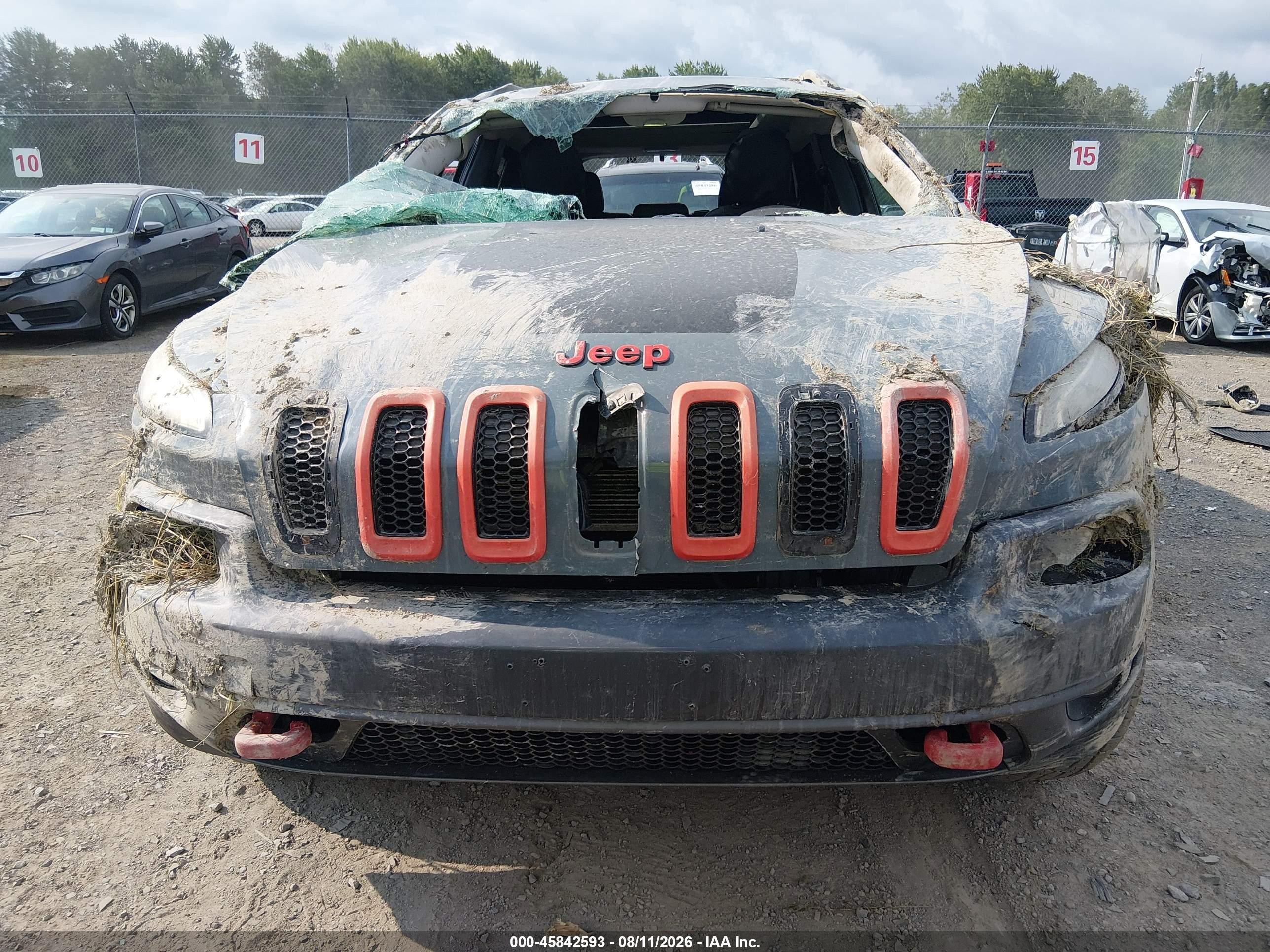 2015 Jeep Cherokee Trailhawk Gray vin: 1C4PJMBB7FW527413