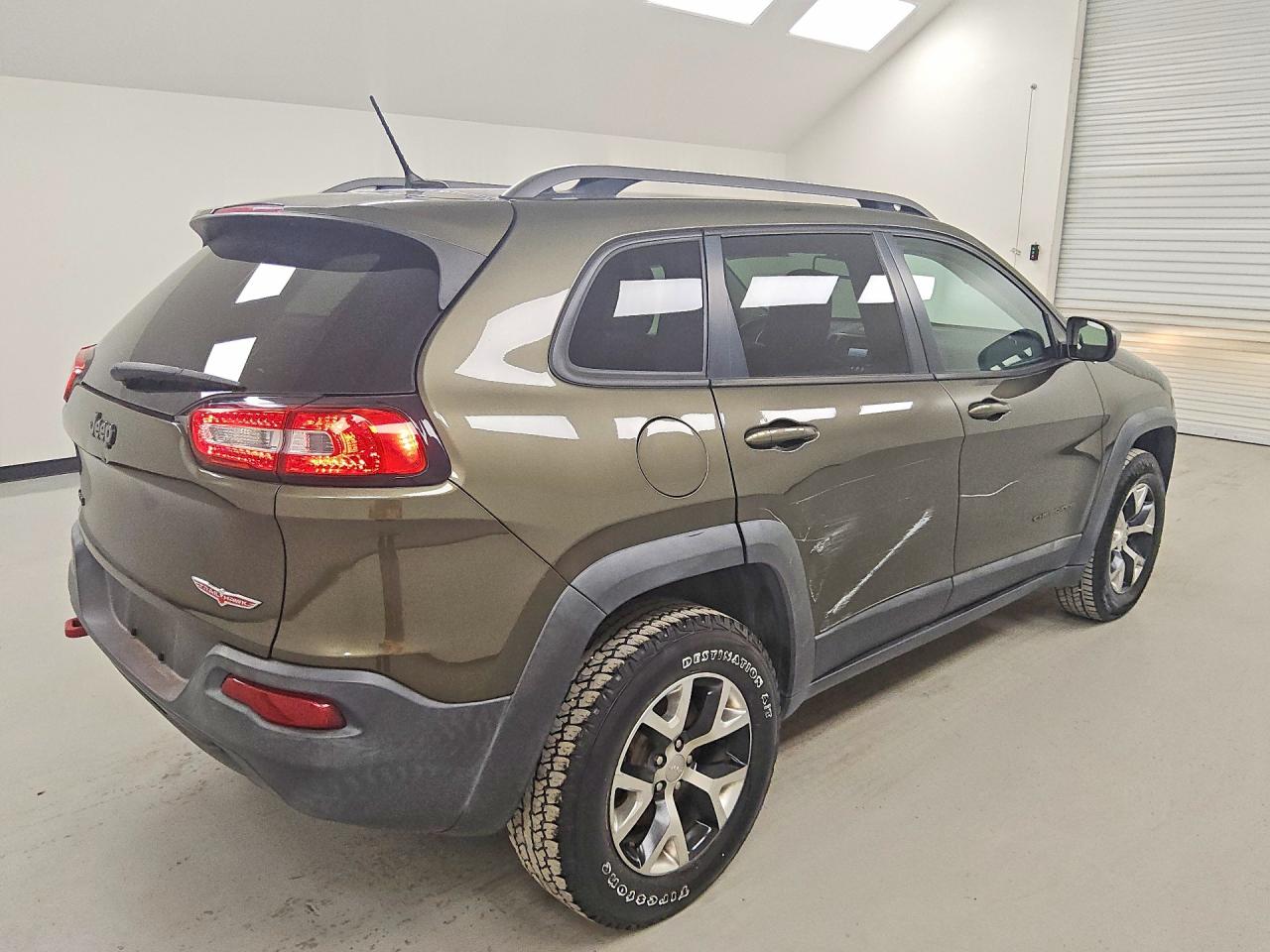 2014 Jeep Cherokee Trailhawk Green vin: 1C4PJMBB8EW204826