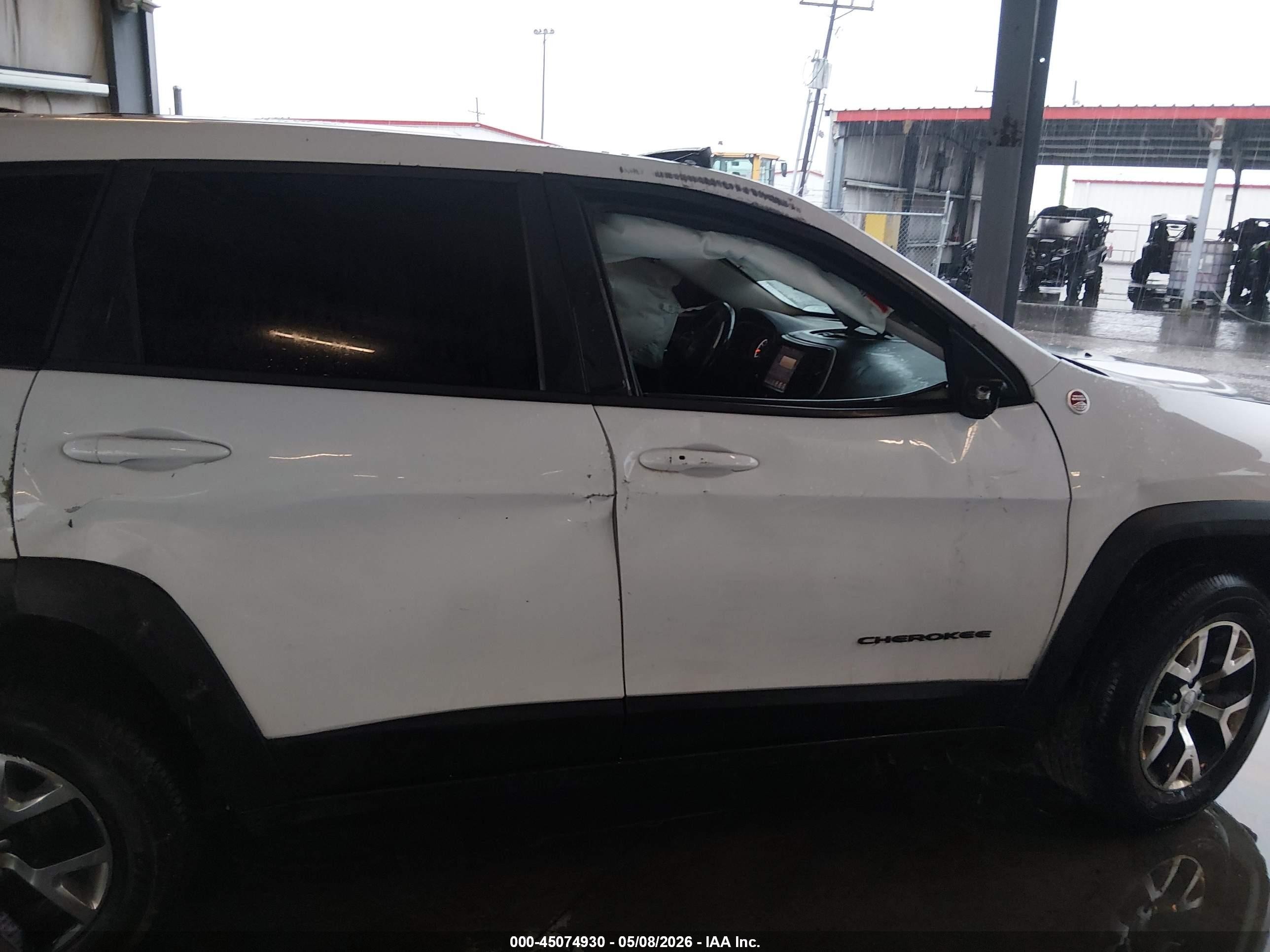 2015 Jeep Cherokee Trailhawk White vin: 1C4PJMBB8FW524813
