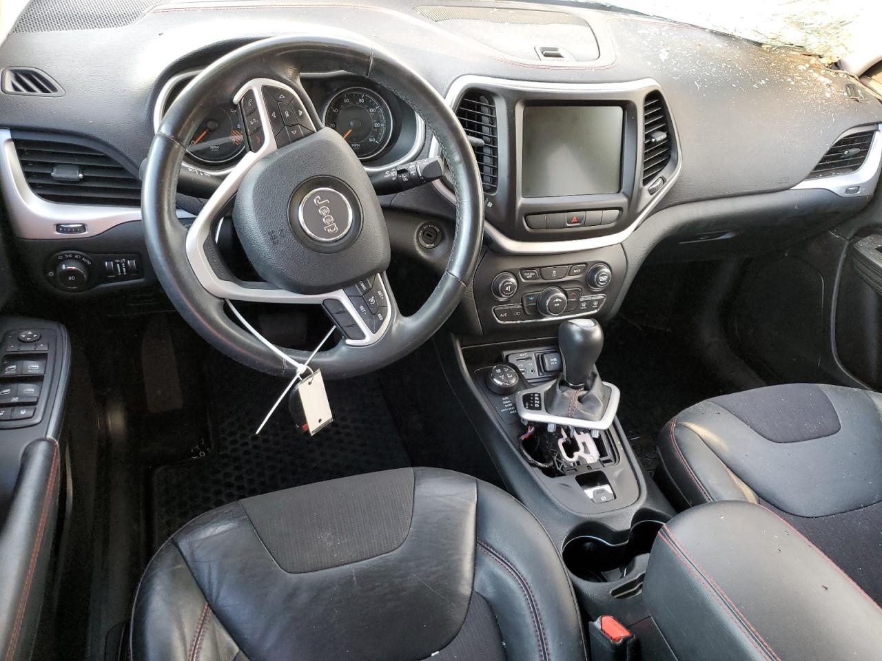 2015 Jeep Cherokee Trailhawk Gray vin: 1C4PJMBB8FW594067