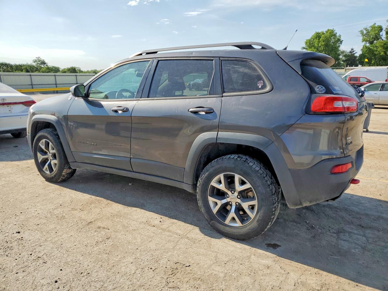 2014 Jeep Cherokee Trailhawk Gray vin: 1C4PJMBS0EW188122