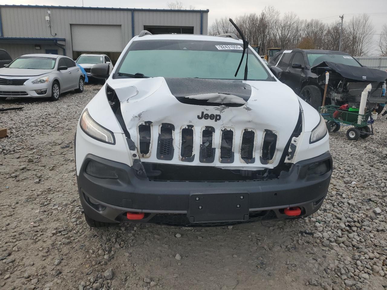 2014 Jeep Cherokee Trailhawk White vin: 1C4PJMBS0EW191621