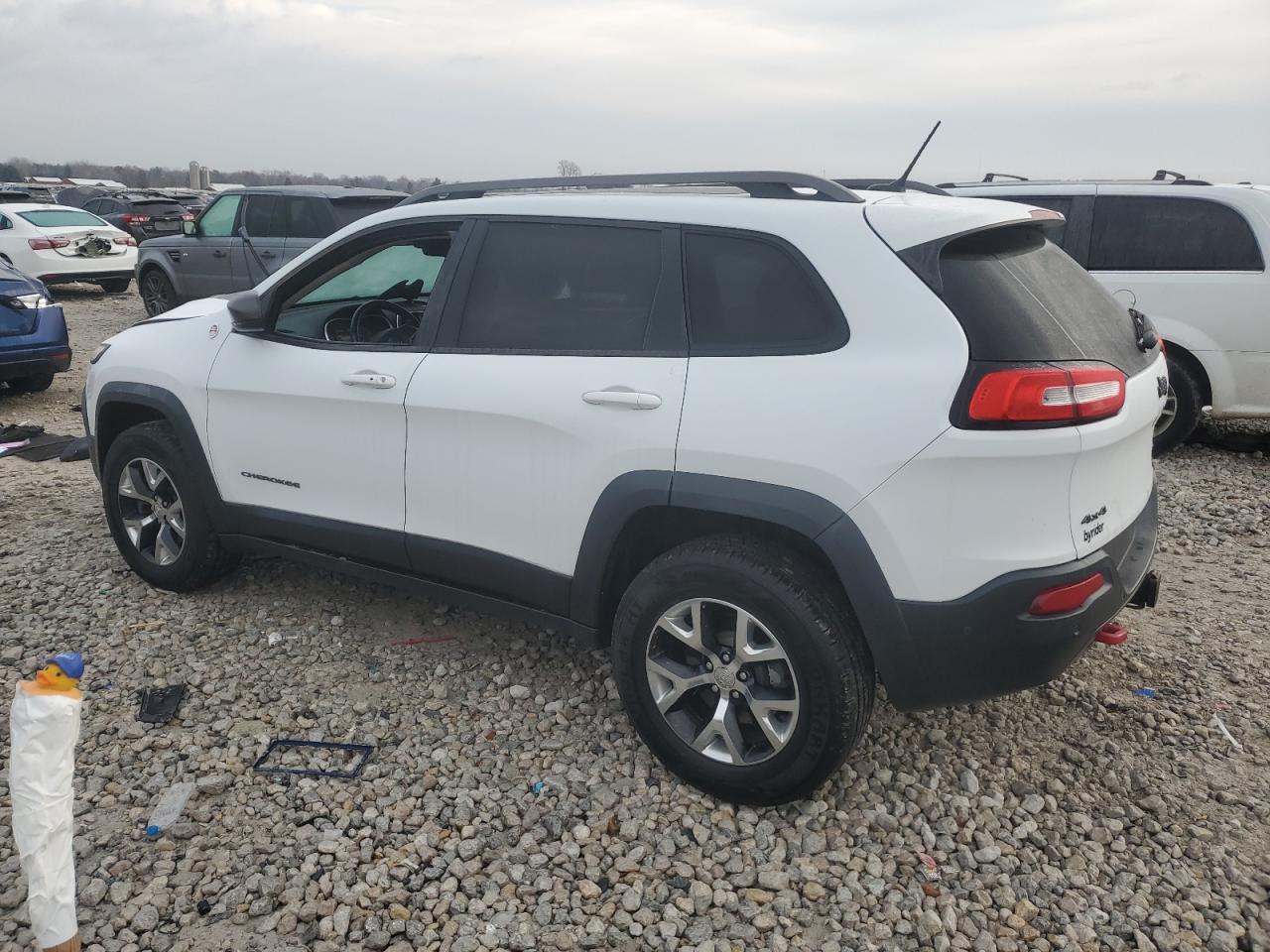 2014 Jeep Cherokee Trailhawk White vin: 1C4PJMBS0EW191621