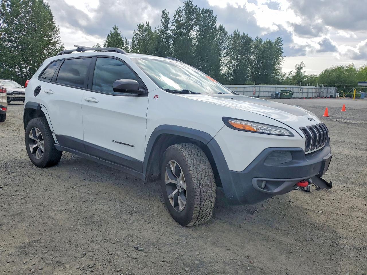2014 Jeep Cherokee Trailhawk White vin: 1C4PJMBS0EW193255
