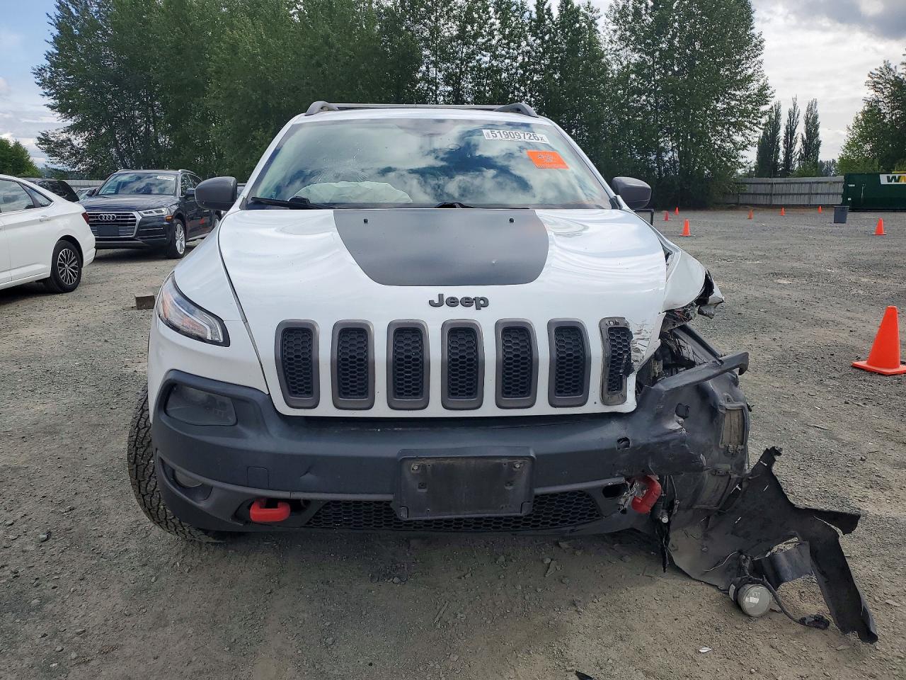 2014 Jeep Cherokee Trailhawk White vin: 1C4PJMBS0EW193255