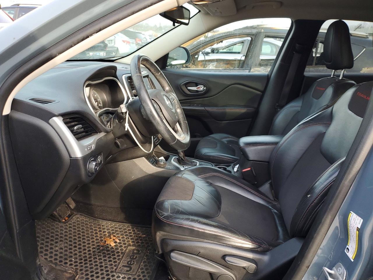 2014 Jeep Cherokee Trailhawk Gray vin: 1C4PJMBS0EW202388
