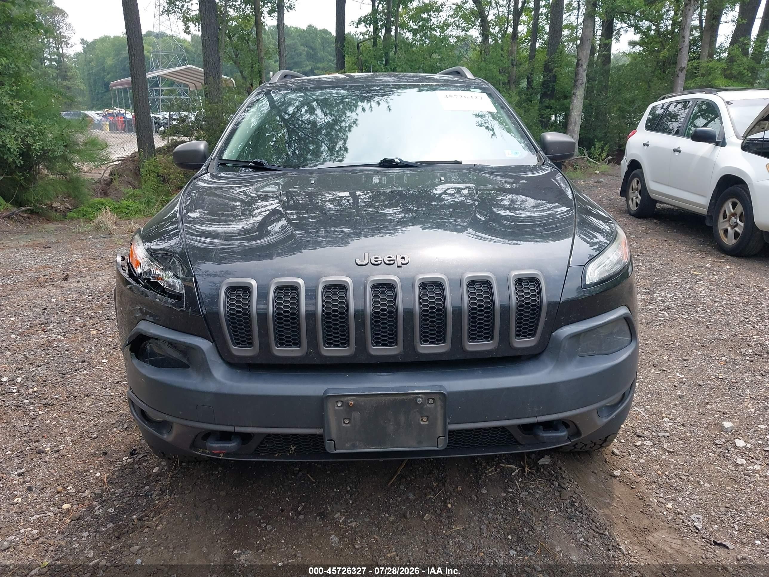2015 Jeep Cherokee Trailhawk Gray vin: 1C4PJMBS0FW503793
