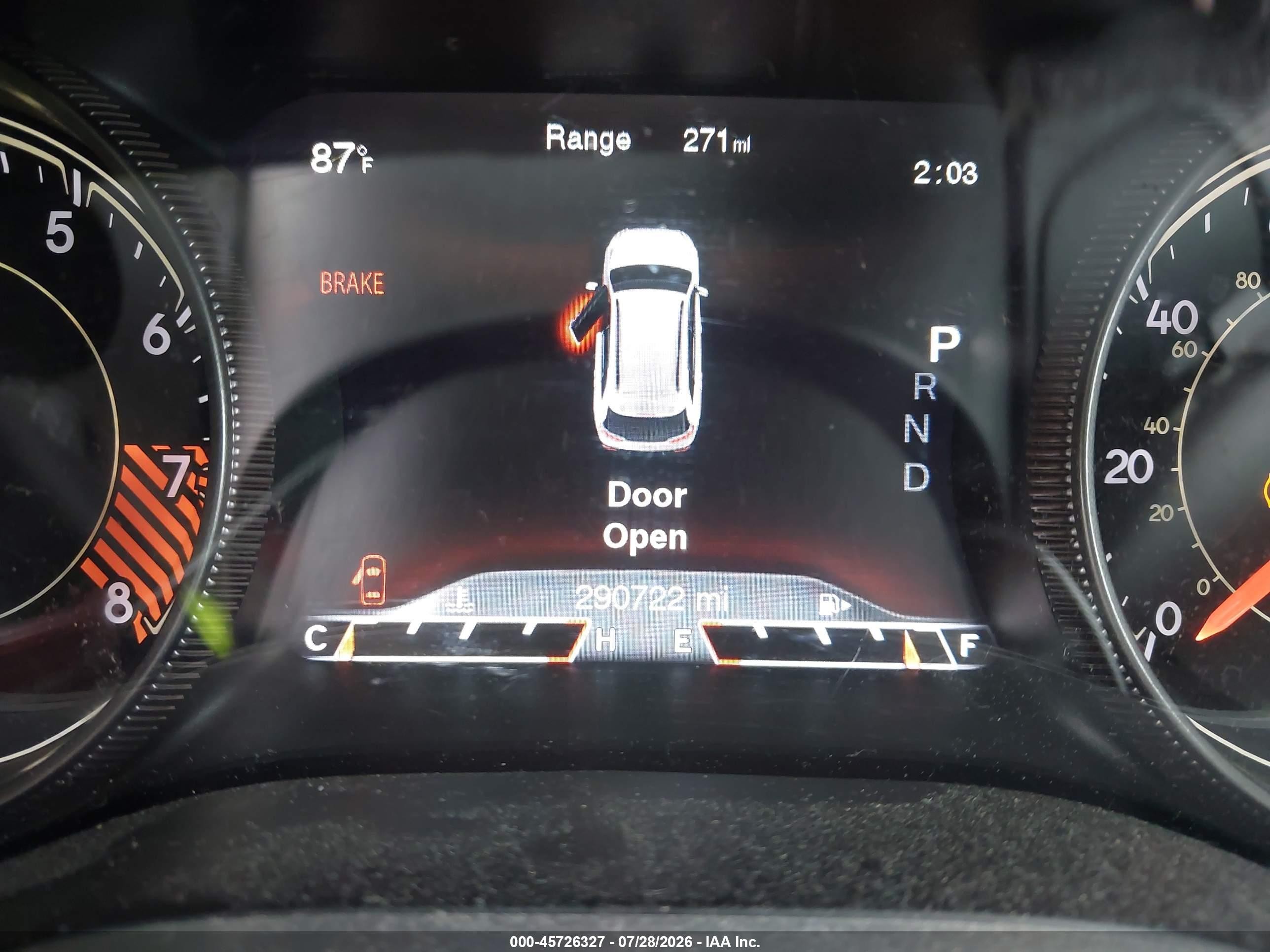 2015 Jeep Cherokee Trailhawk Gray vin: 1C4PJMBS0FW503793