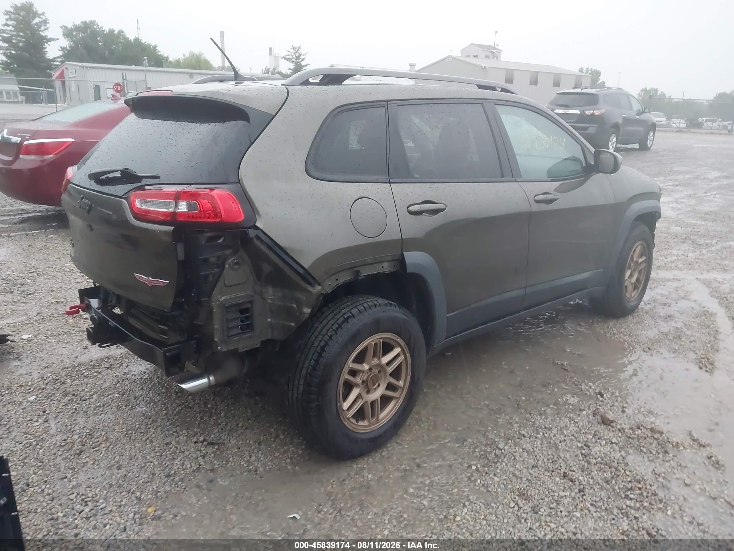 2015 Jeep Cherokee Trailhawk Green vin: 1C4PJMBS0FW510338