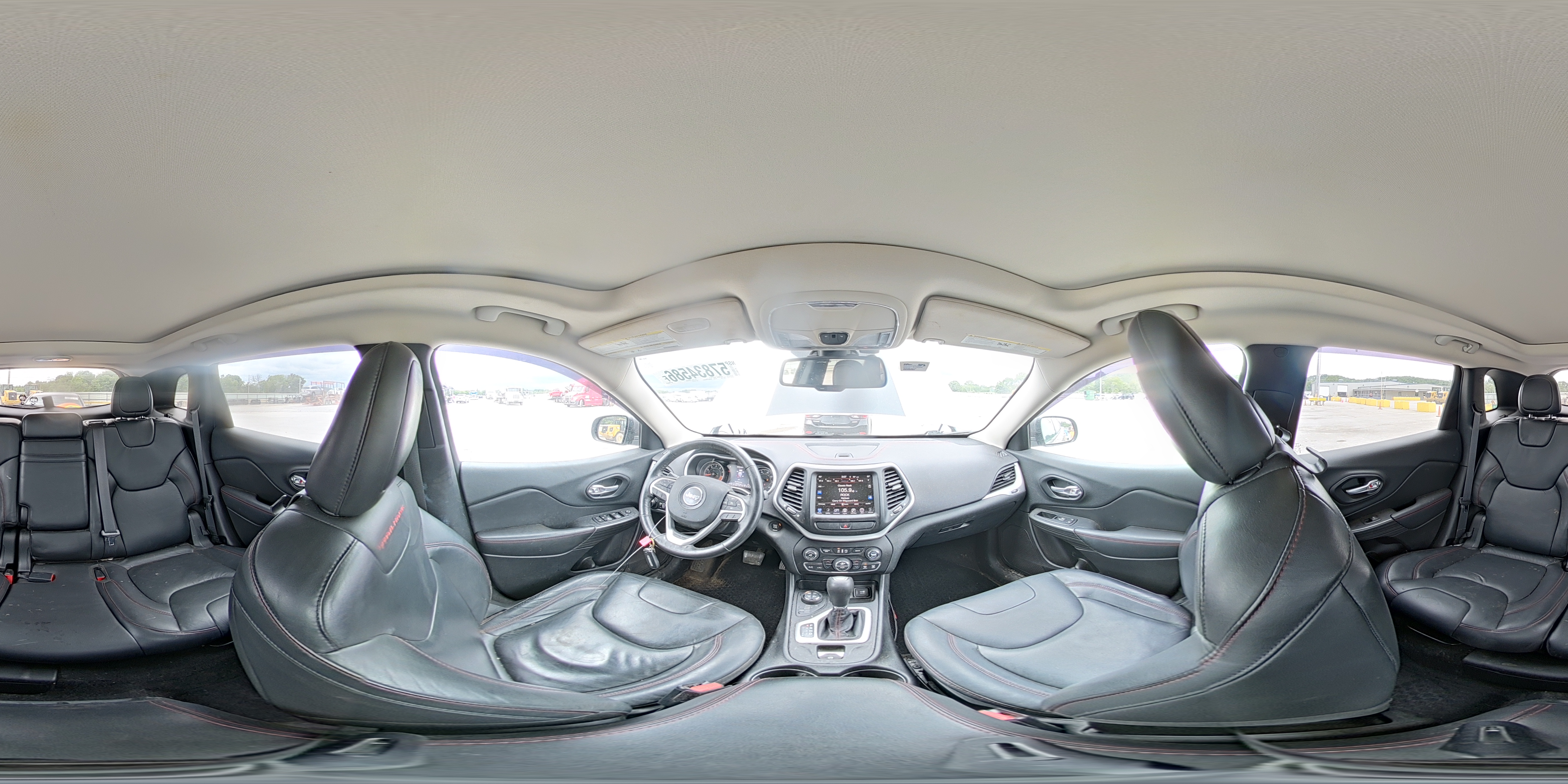 2015 Jeep Cherokee Trailhawk Серебряный vin: 1C4PJMBS0FW681624