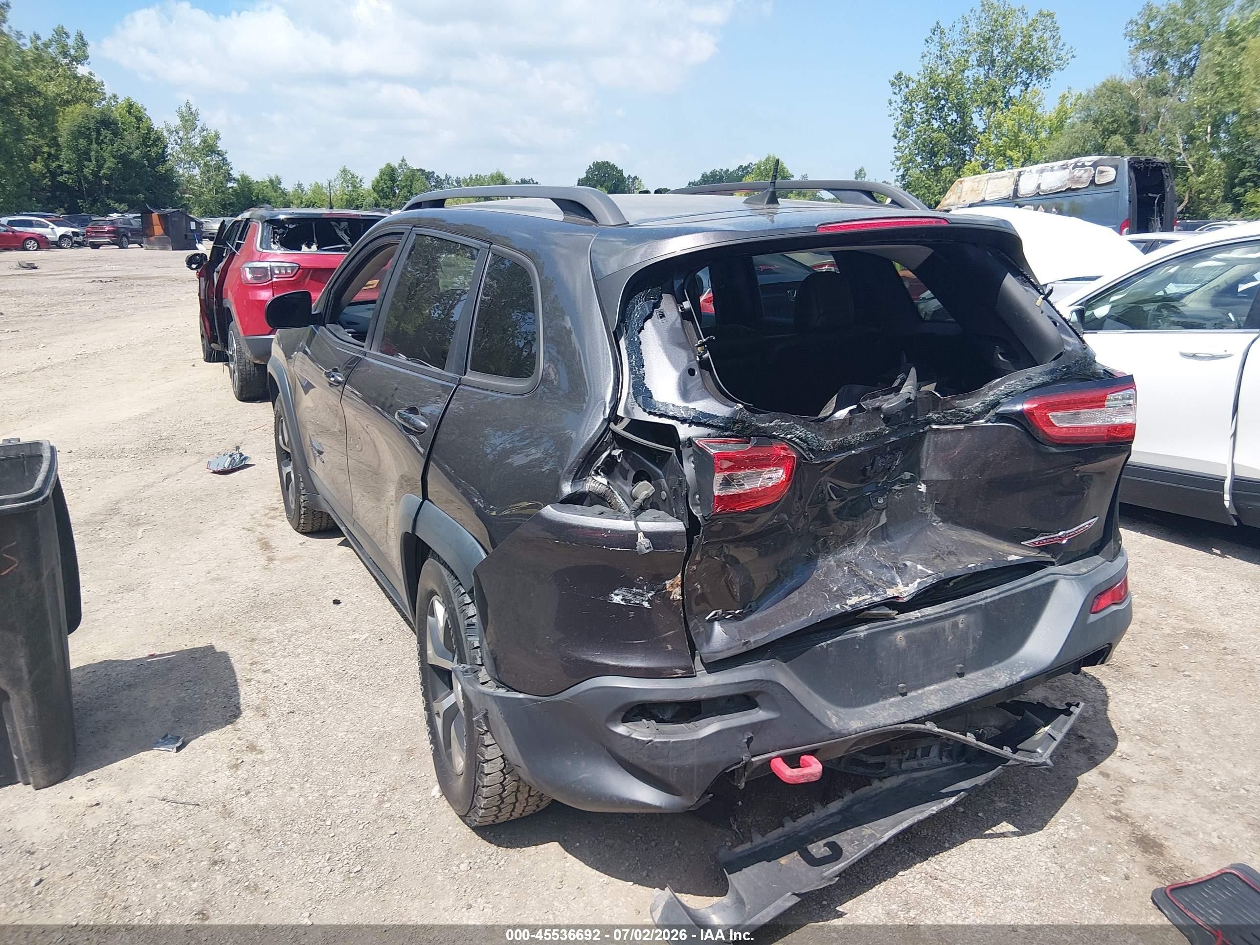 2017 Jeep Cherokee Trailhawk Серый vin: 1C4PJMBS0HW612791
