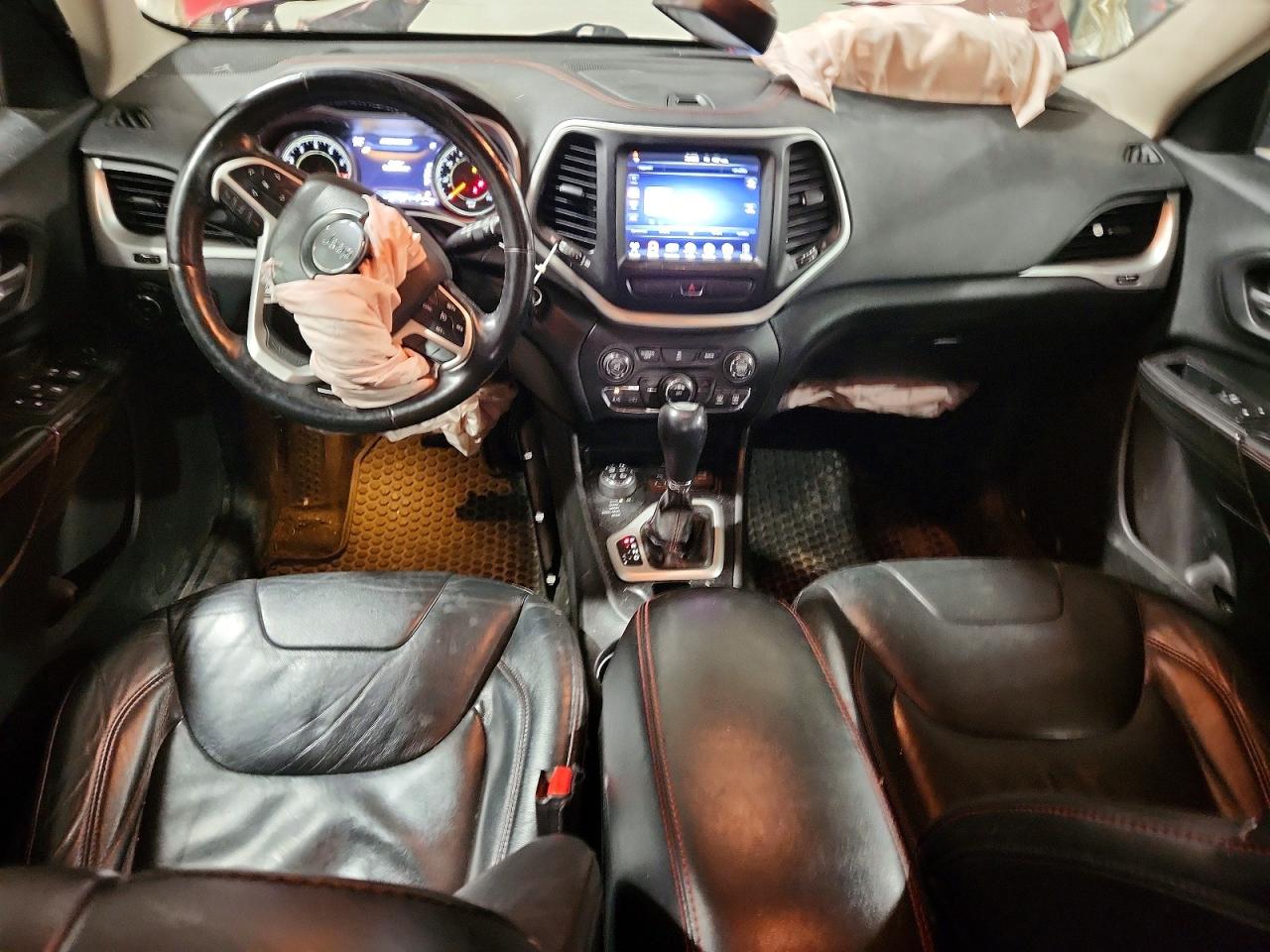2014 Jeep Cherokee Trailhawk Red vin: 1C4PJMBS1EW161222