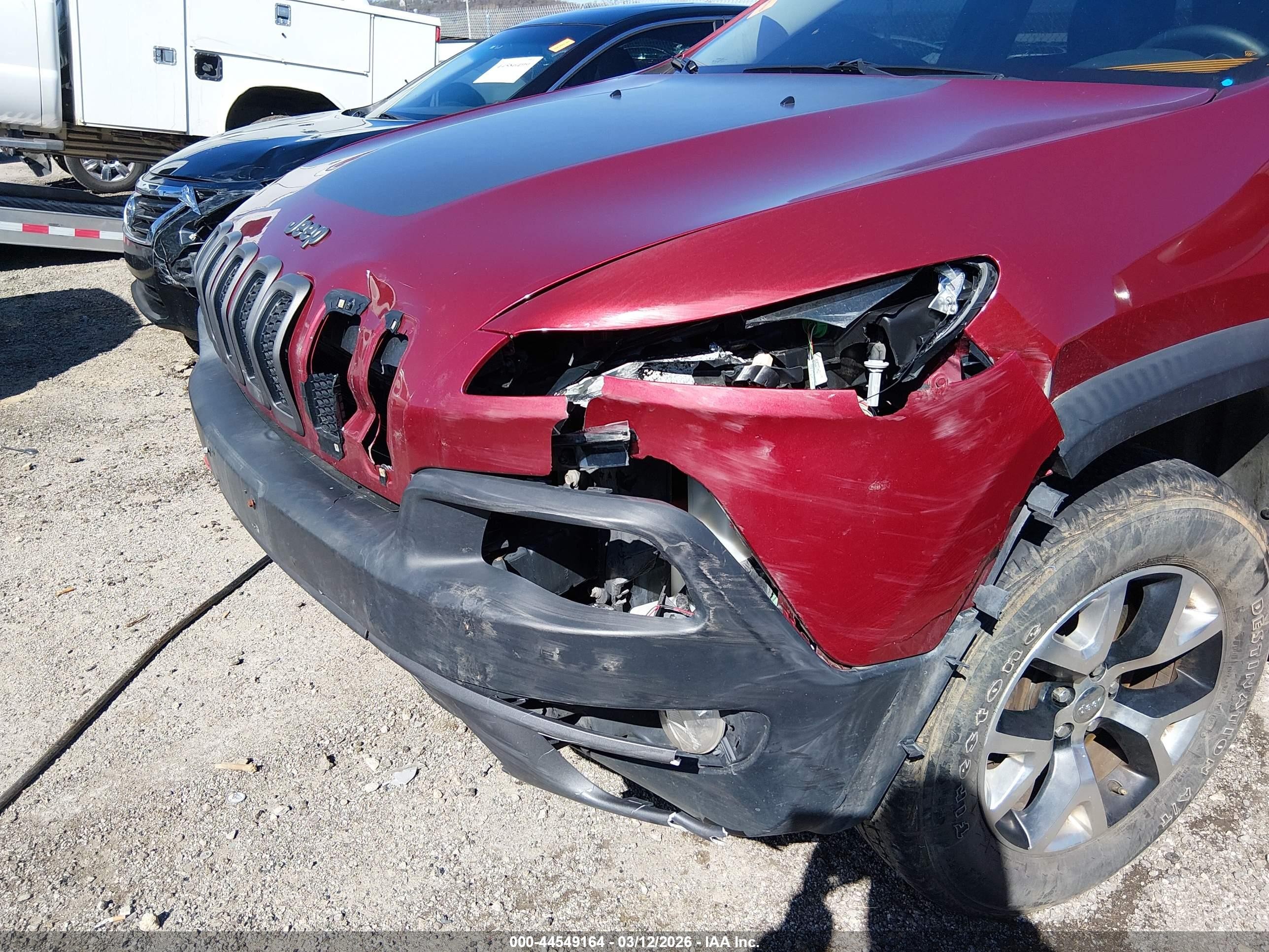 2014 Jeep Cherokee Trailhawk Red vin: 1C4PJMBS1EW179798