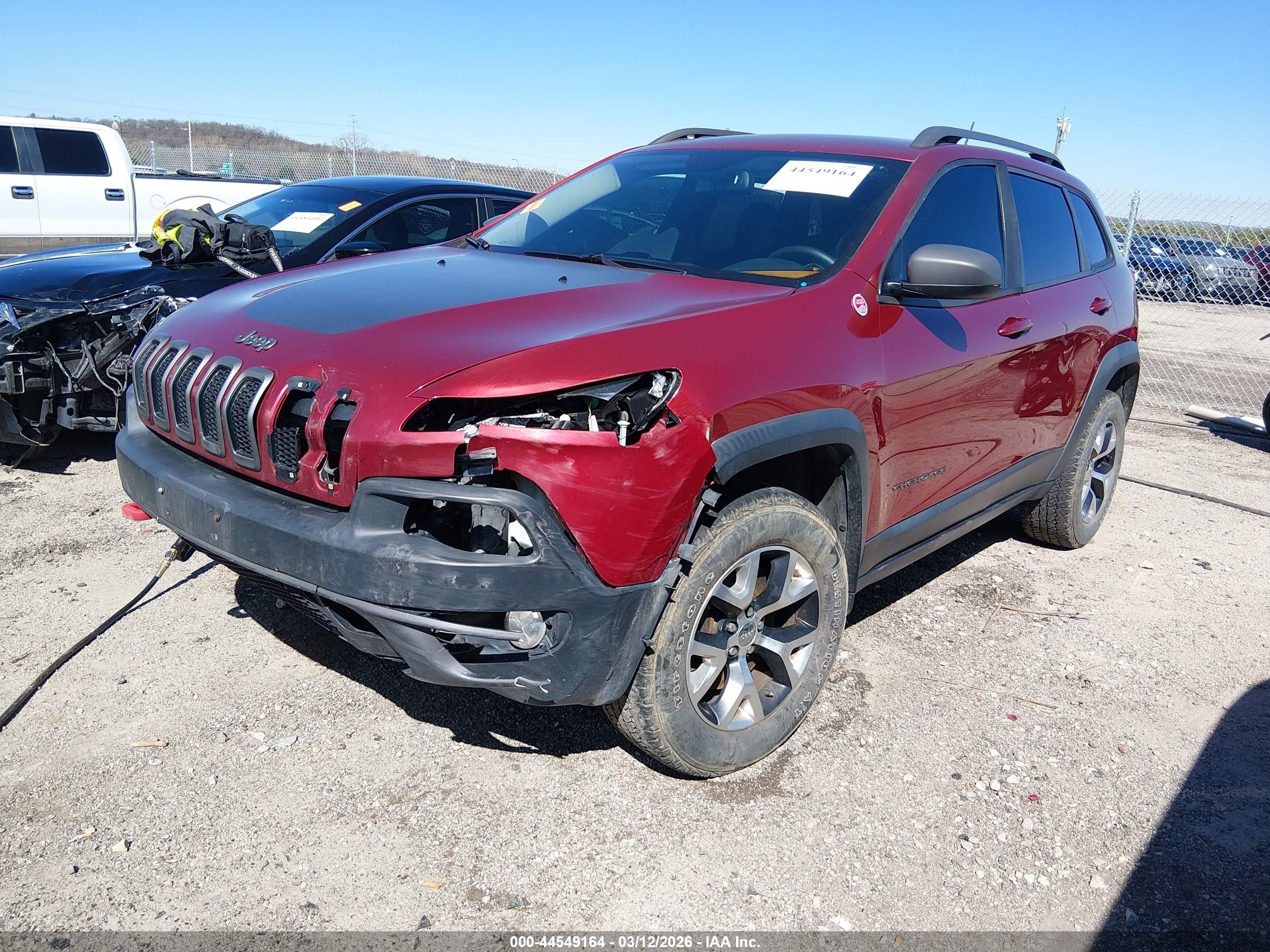 2014 Jeep Cherokee Trailhawk Red vin: 1C4PJMBS1EW179798