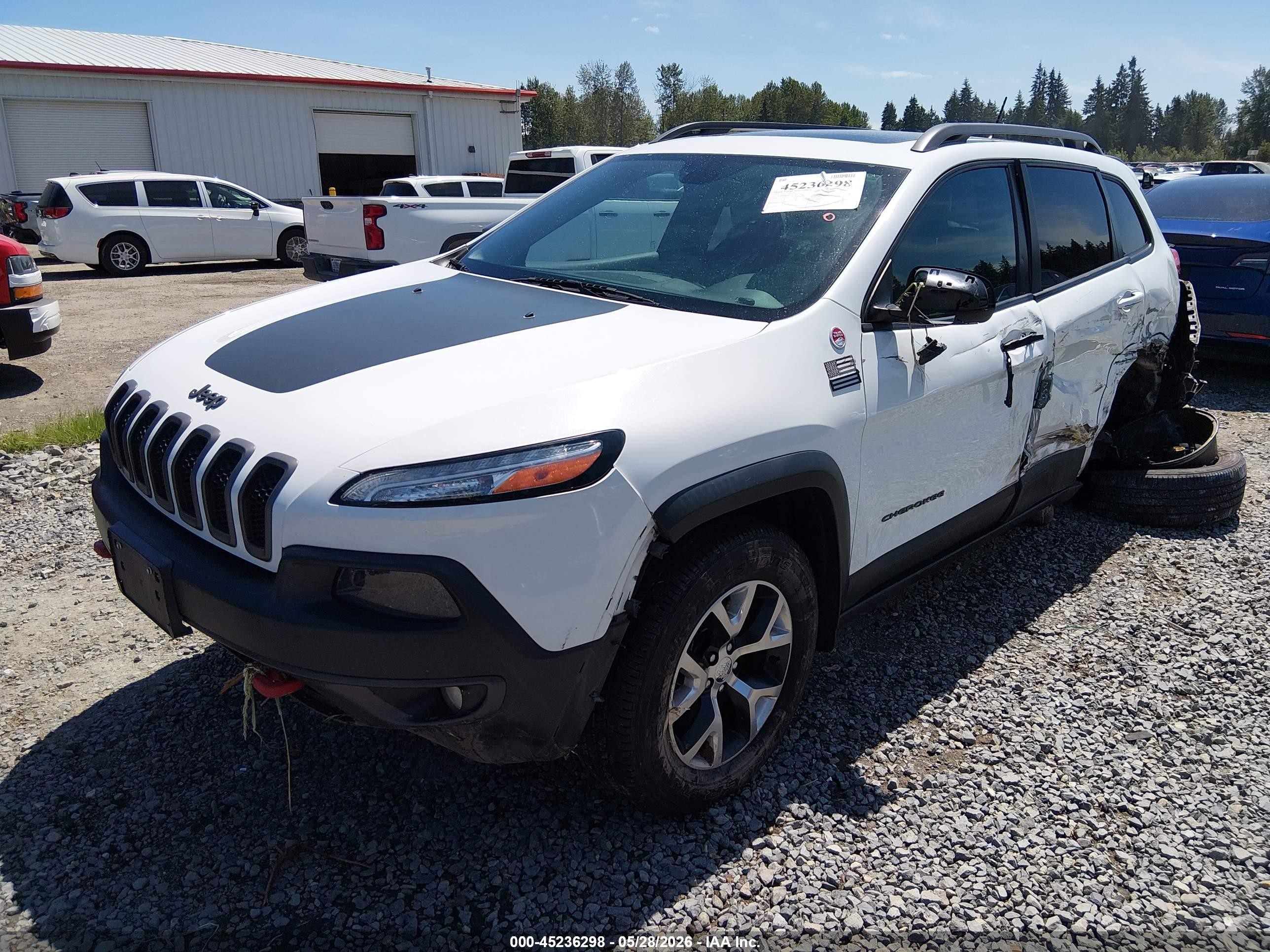 2014 Jeep Cherokee Trailhawk White vin: 1C4PJMBS1EW201525