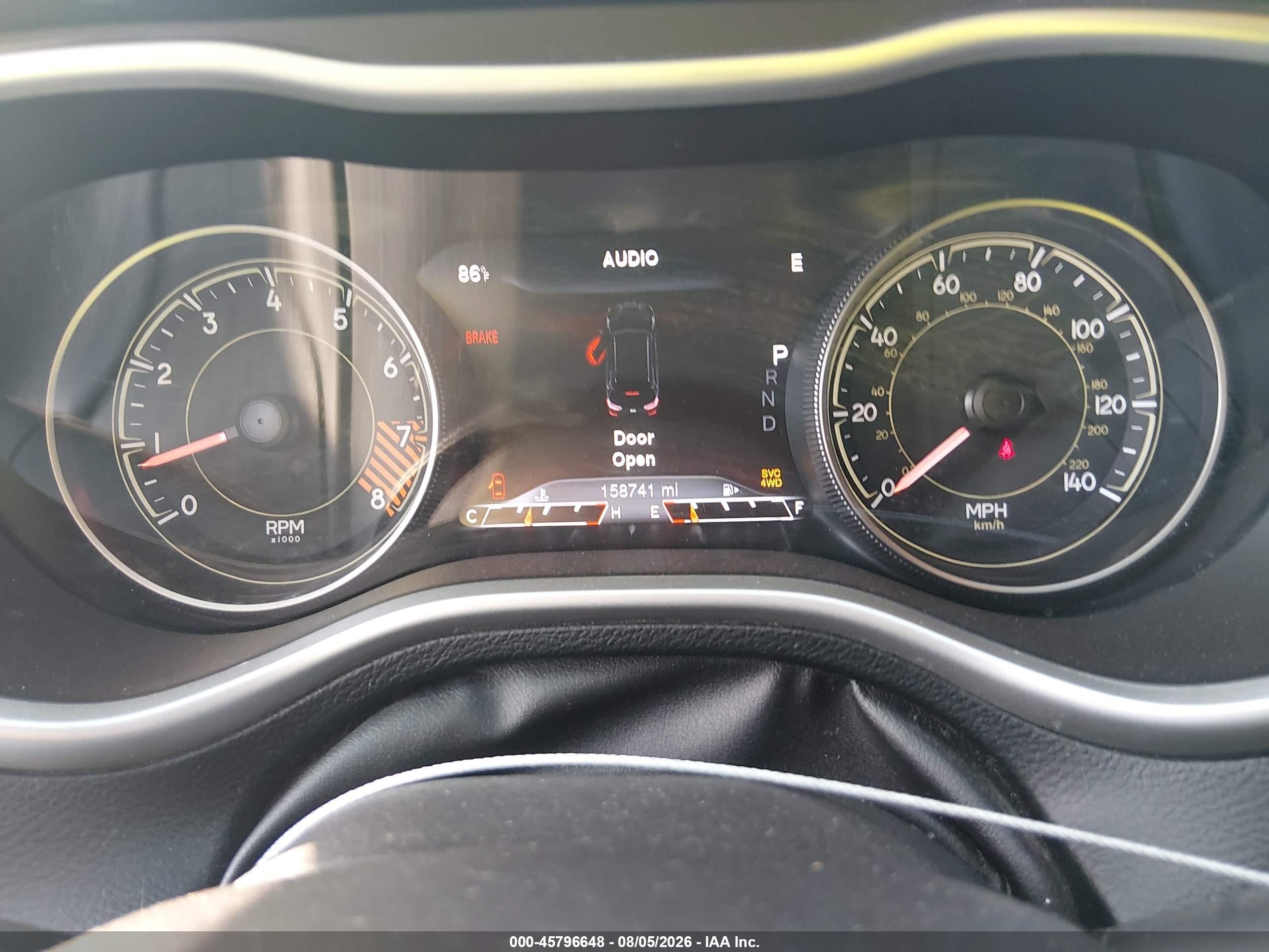 2014 Jeep Cherokee Trailhawk White vin: 1C4PJMBS1EW211021
