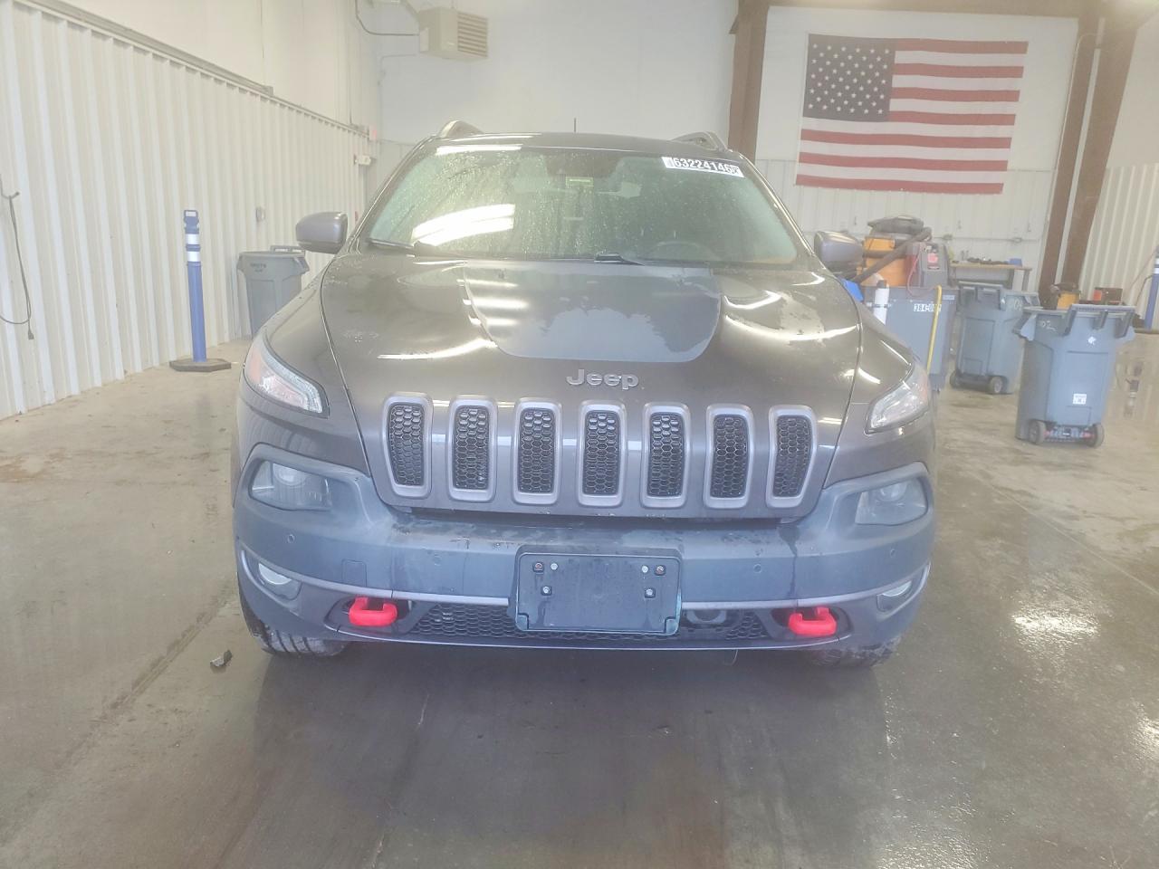 2015 Jeep Cherokee Trailhawk Gray vin: 1C4PJMBS1FW570256