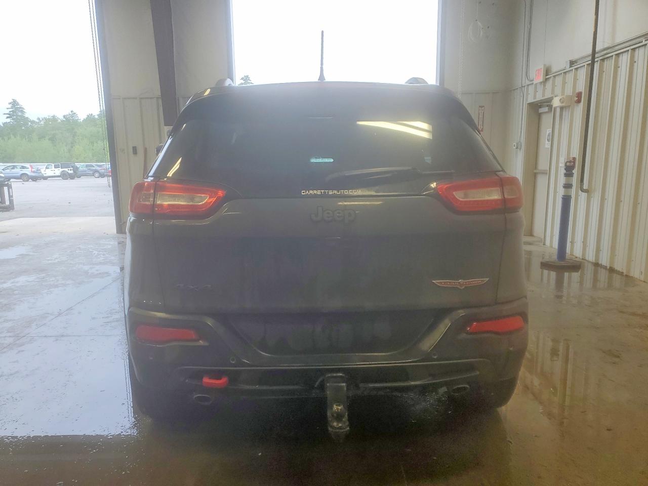 2015 Jeep Cherokee Trailhawk Gray vin: 1C4PJMBS1FW570256