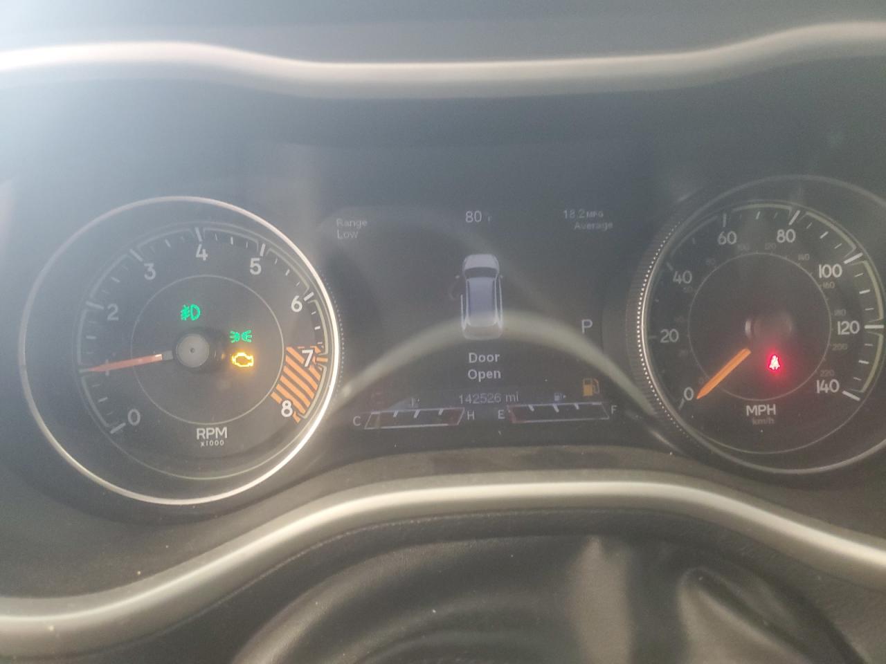 2015 Jeep Cherokee Trailhawk Gray vin: 1C4PJMBS1FW570256 Damage: Warning Light - Engine, On, Unacceptable