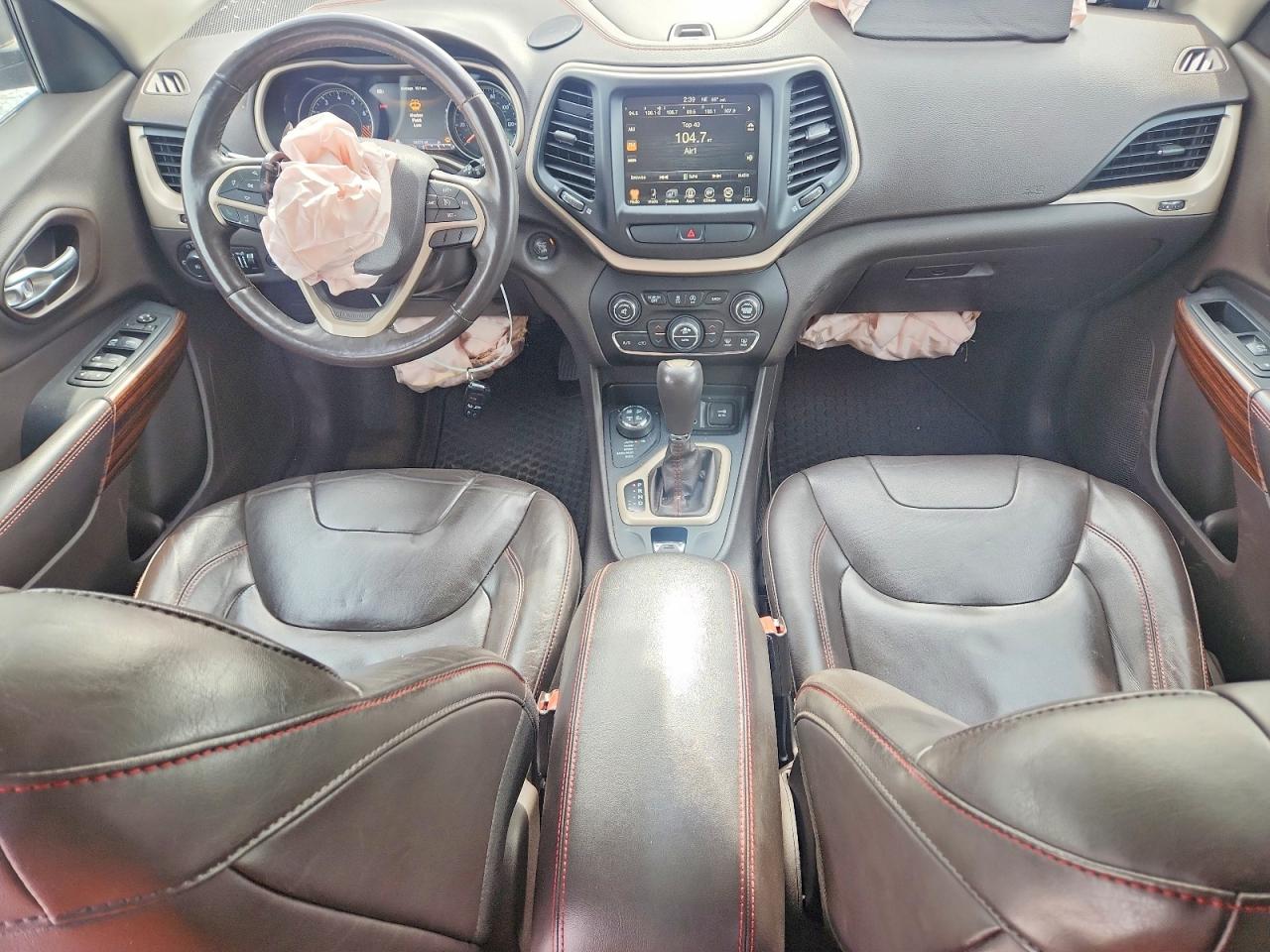 2015 Jeep Cherokee Trailhawk Красный vin: 1C4PJMBS1FW617432