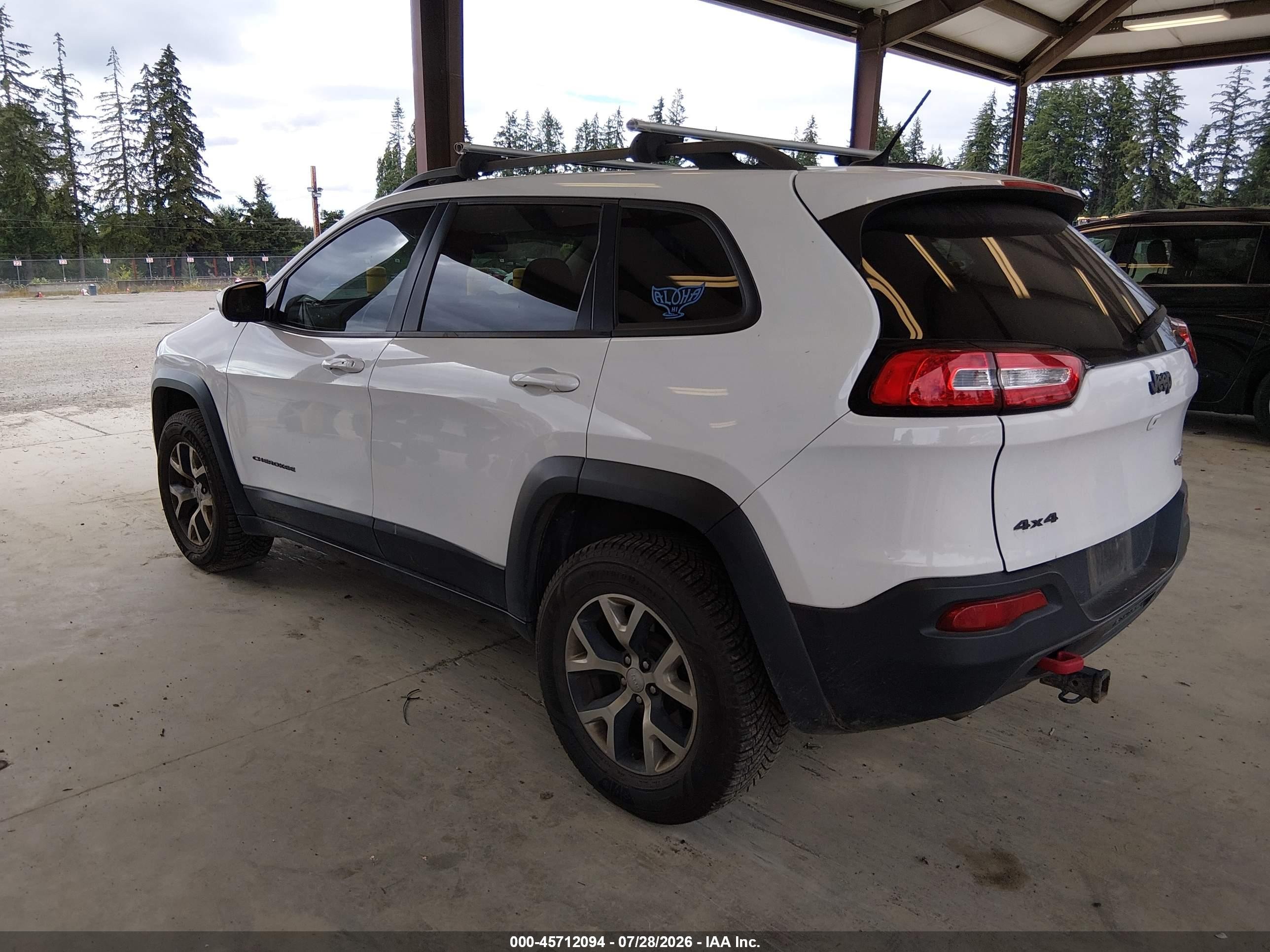 2015 Jeep Cherokee Trailhawk White vin: 1C4PJMBS1FW728319
