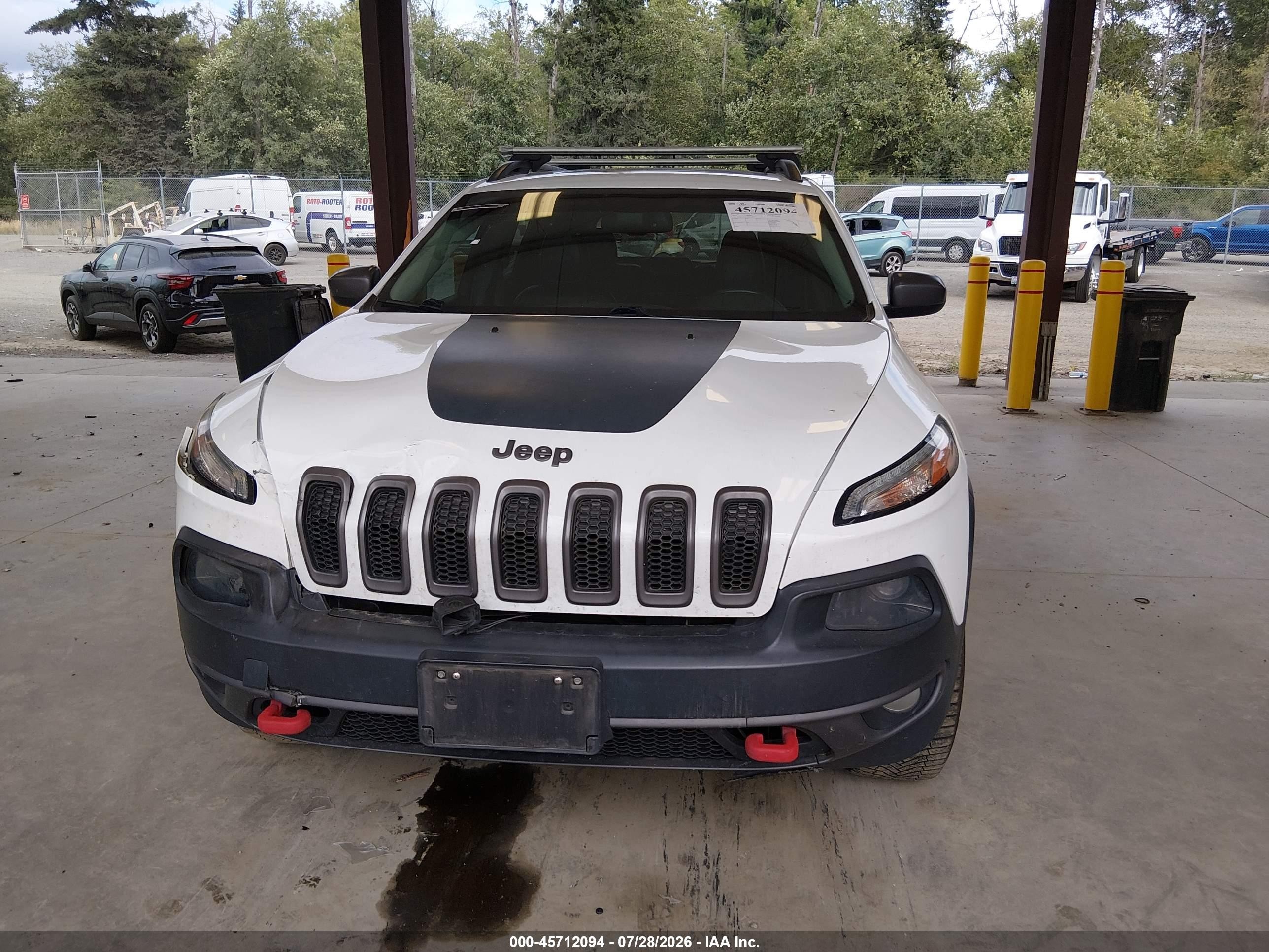 2015 Jeep Cherokee Trailhawk White vin: 1C4PJMBS1FW728319