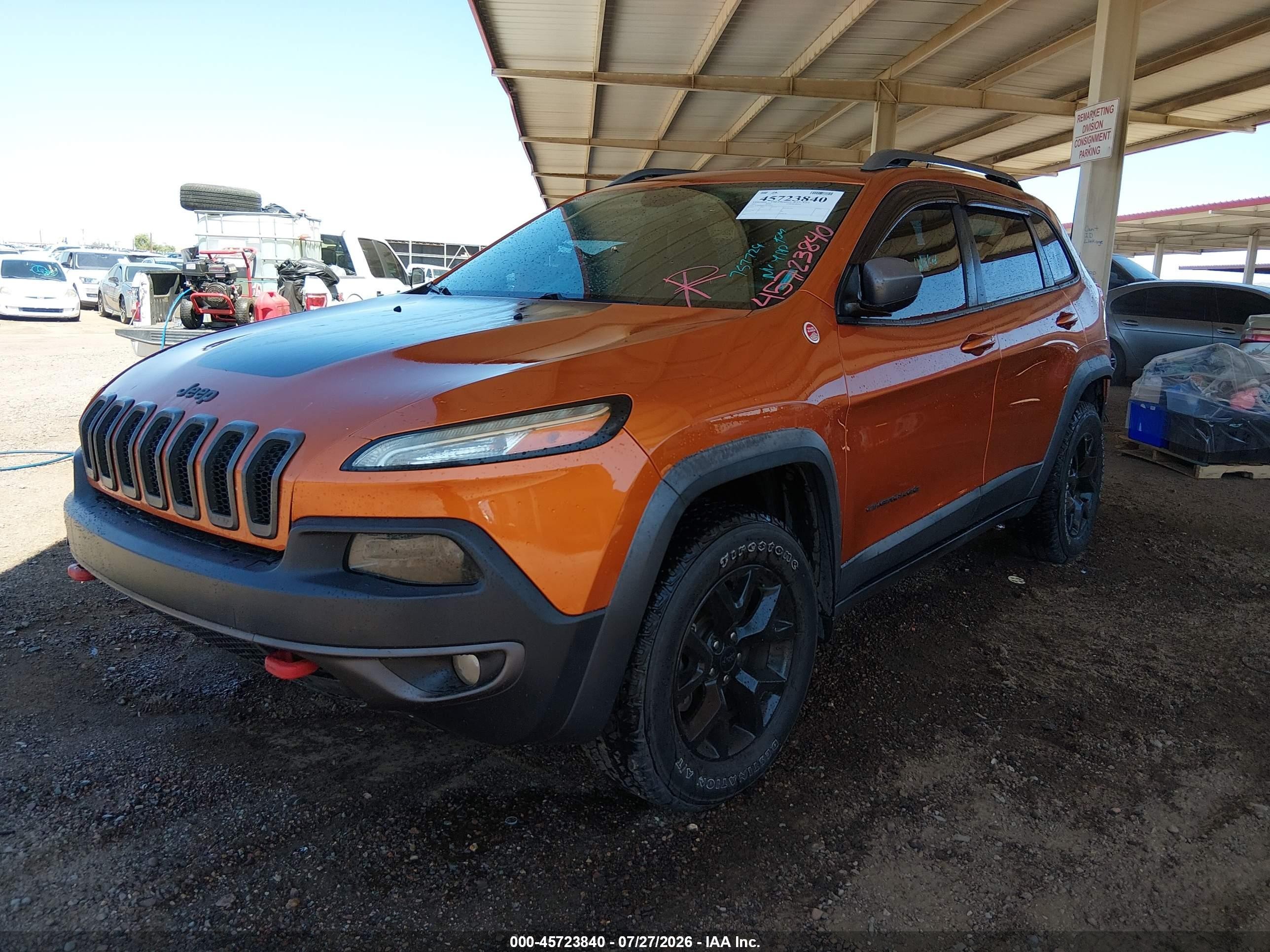 2015 Jeep Cherokee Trailhawk Orange vin: 1C4PJMBS1FW757724
