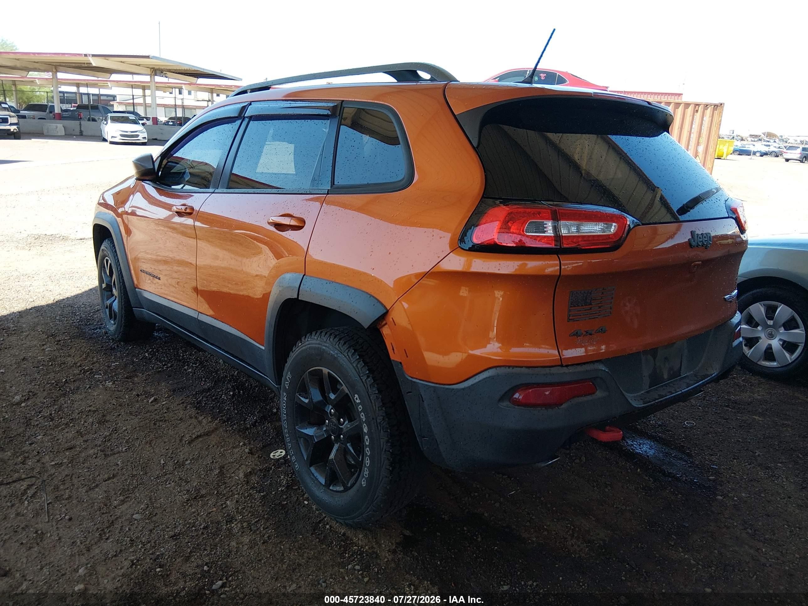 2015 Jeep Cherokee Trailhawk Orange vin: 1C4PJMBS1FW757724