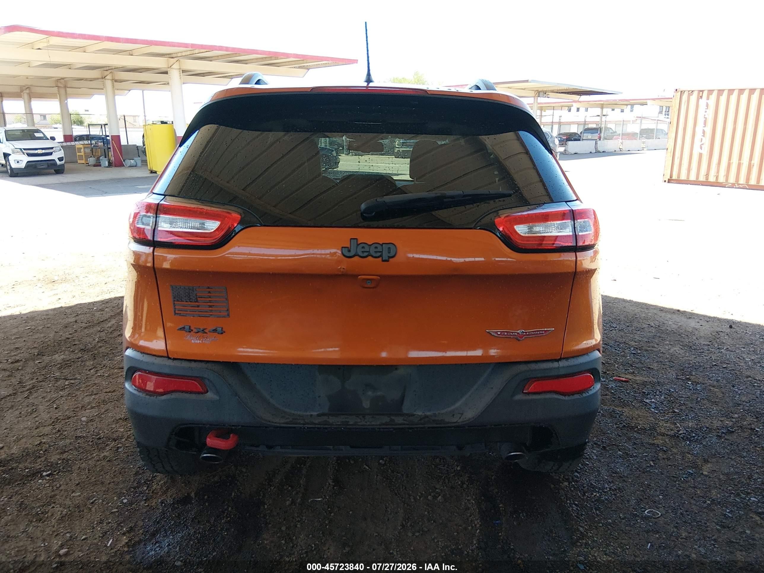 2015 Jeep Cherokee Trailhawk Orange vin: 1C4PJMBS1FW757724