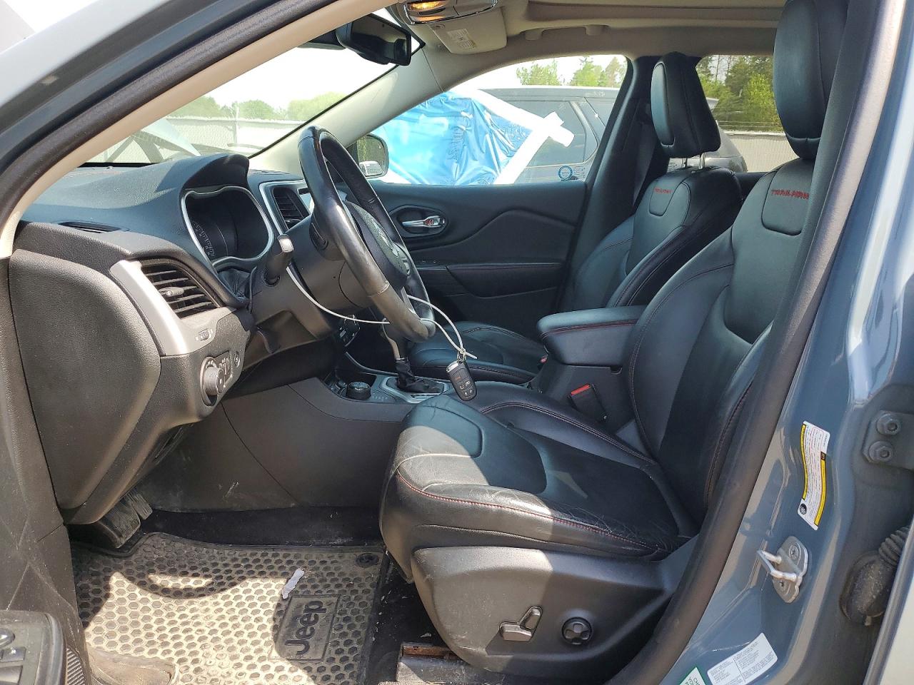 2014 Jeep Cherokee Trailhawk Gray vin: 1C4PJMBS2EW134501