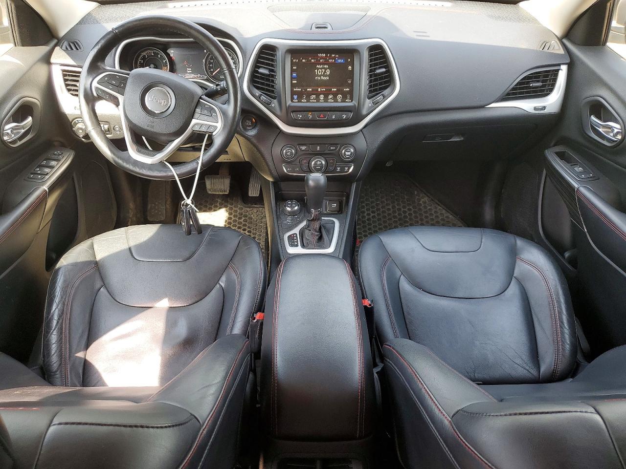 2014 Jeep Cherokee Trailhawk Gray vin: 1C4PJMBS2EW134501