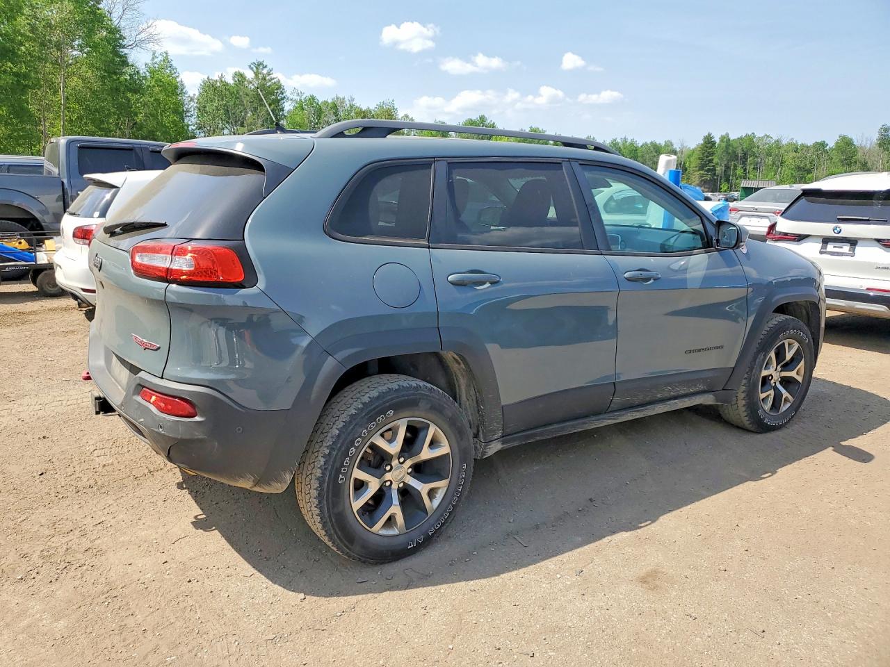 2014 Jeep Cherokee Trailhawk Gray vin: 1C4PJMBS2EW134501