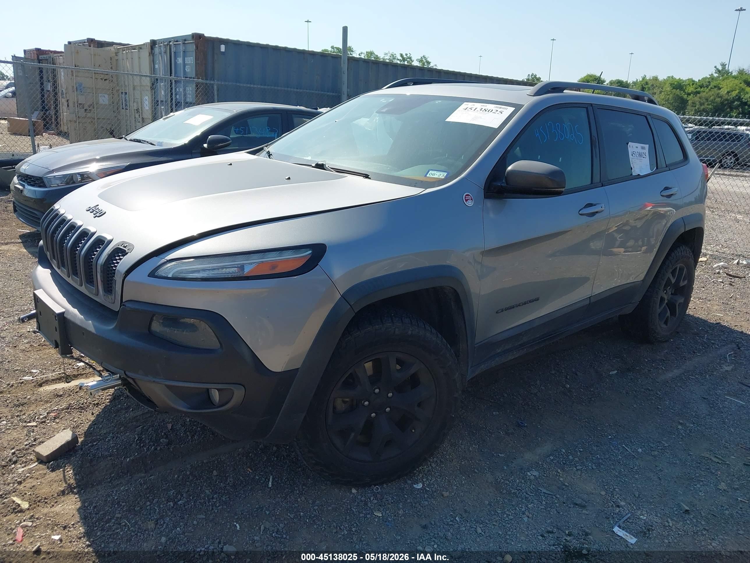 2014 Jeep Cherokee Trailhawk Silver vin: 1C4PJMBS2EW254671