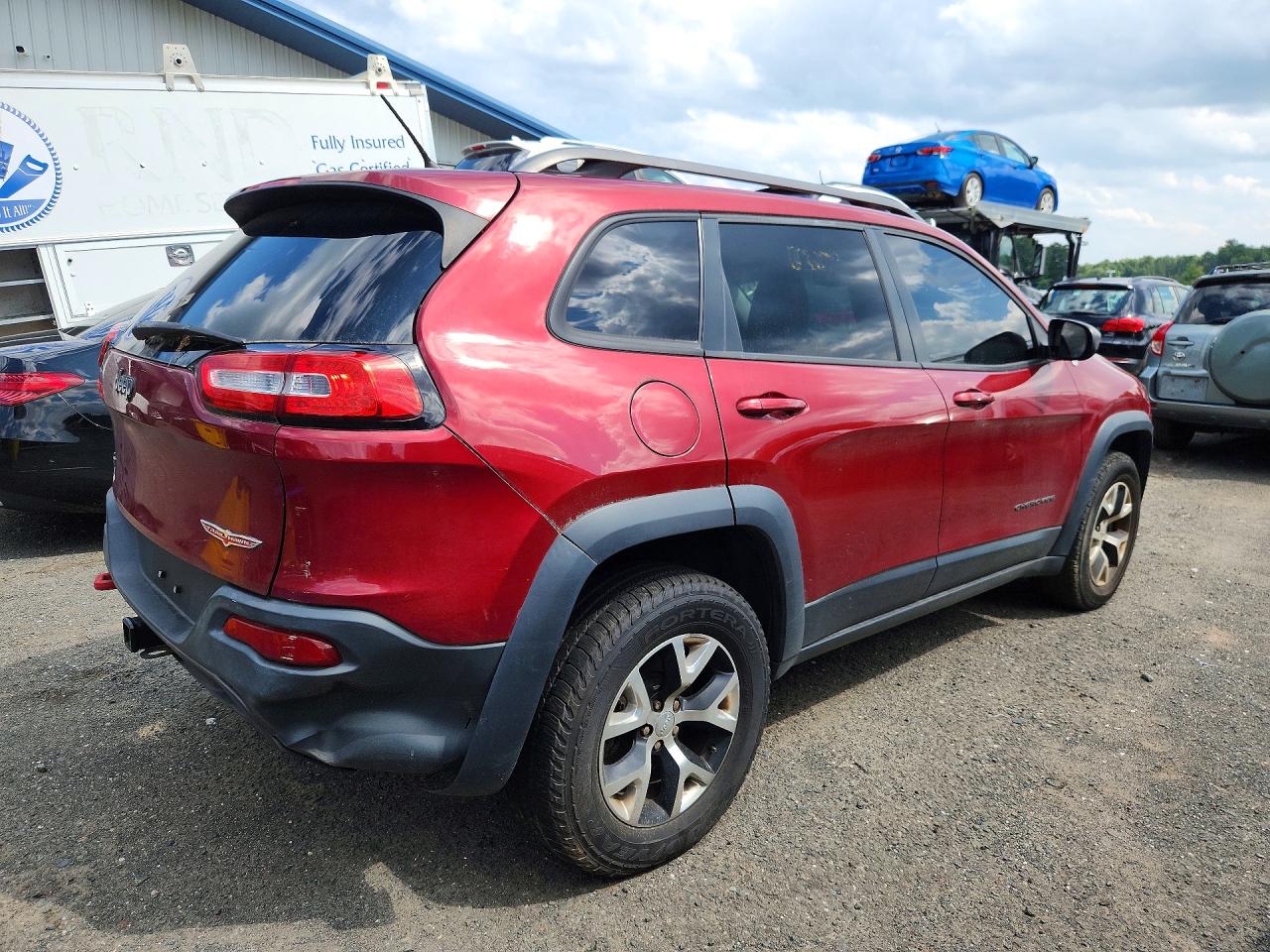 2014 Jeep Cherokee Trailhawk Red vin: 1C4PJMBS2EW255304