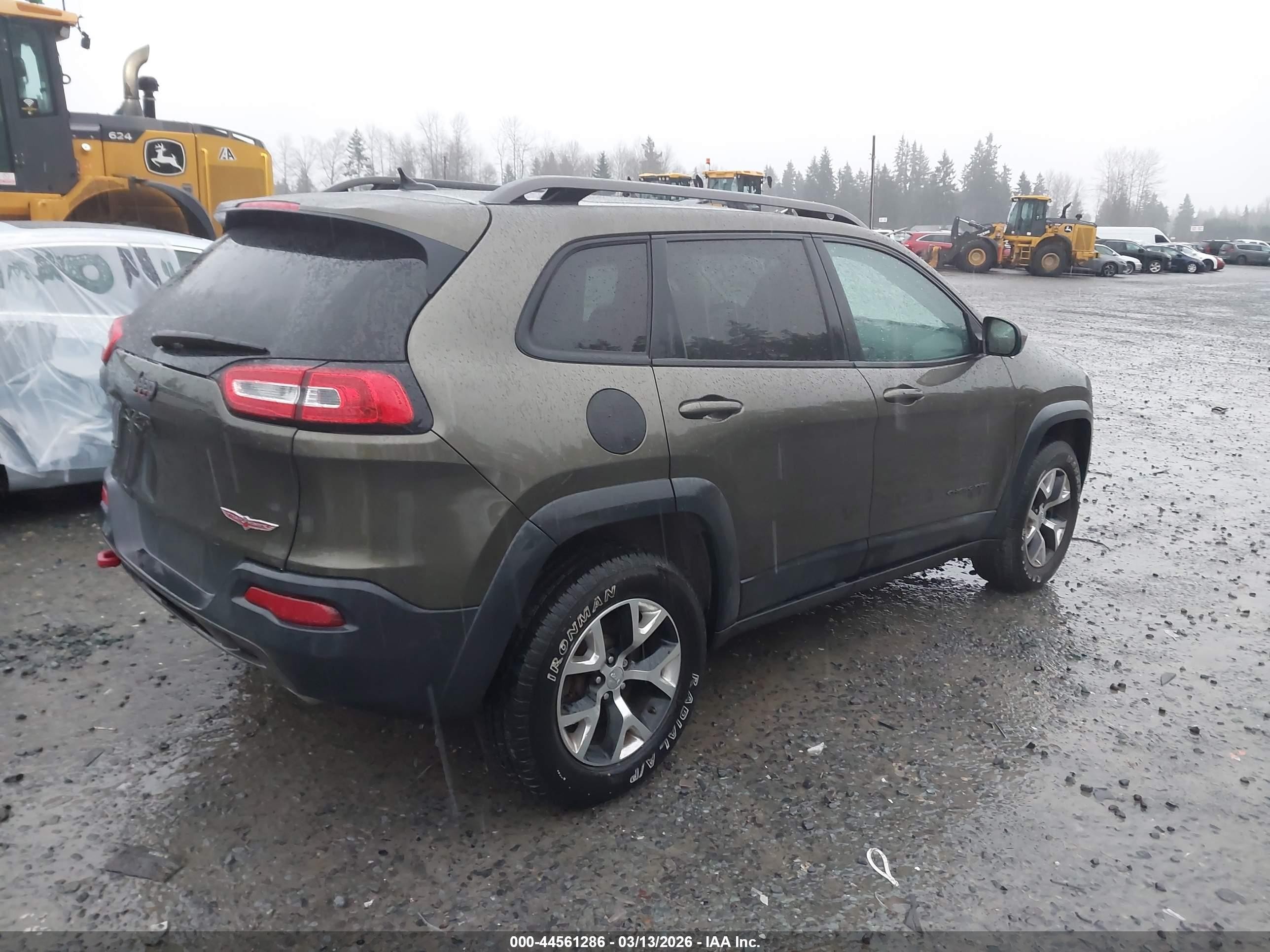 2015 Jeep Cherokee Trailhawk Green vin: 1C4PJMBS2FW557905