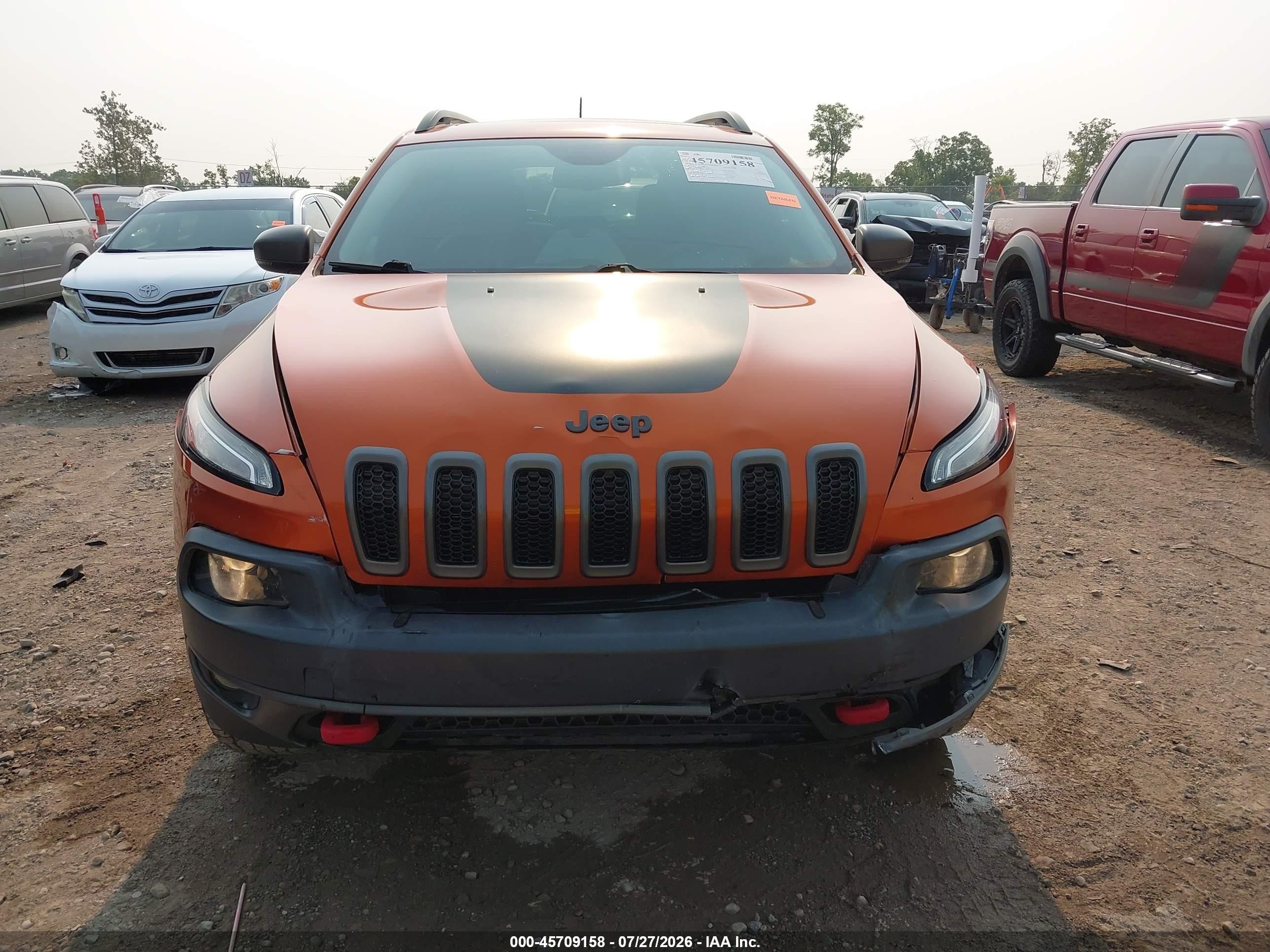 2015 Jeep Cherokee Trailhawk Orange vin: 1C4PJMBS2FW640024