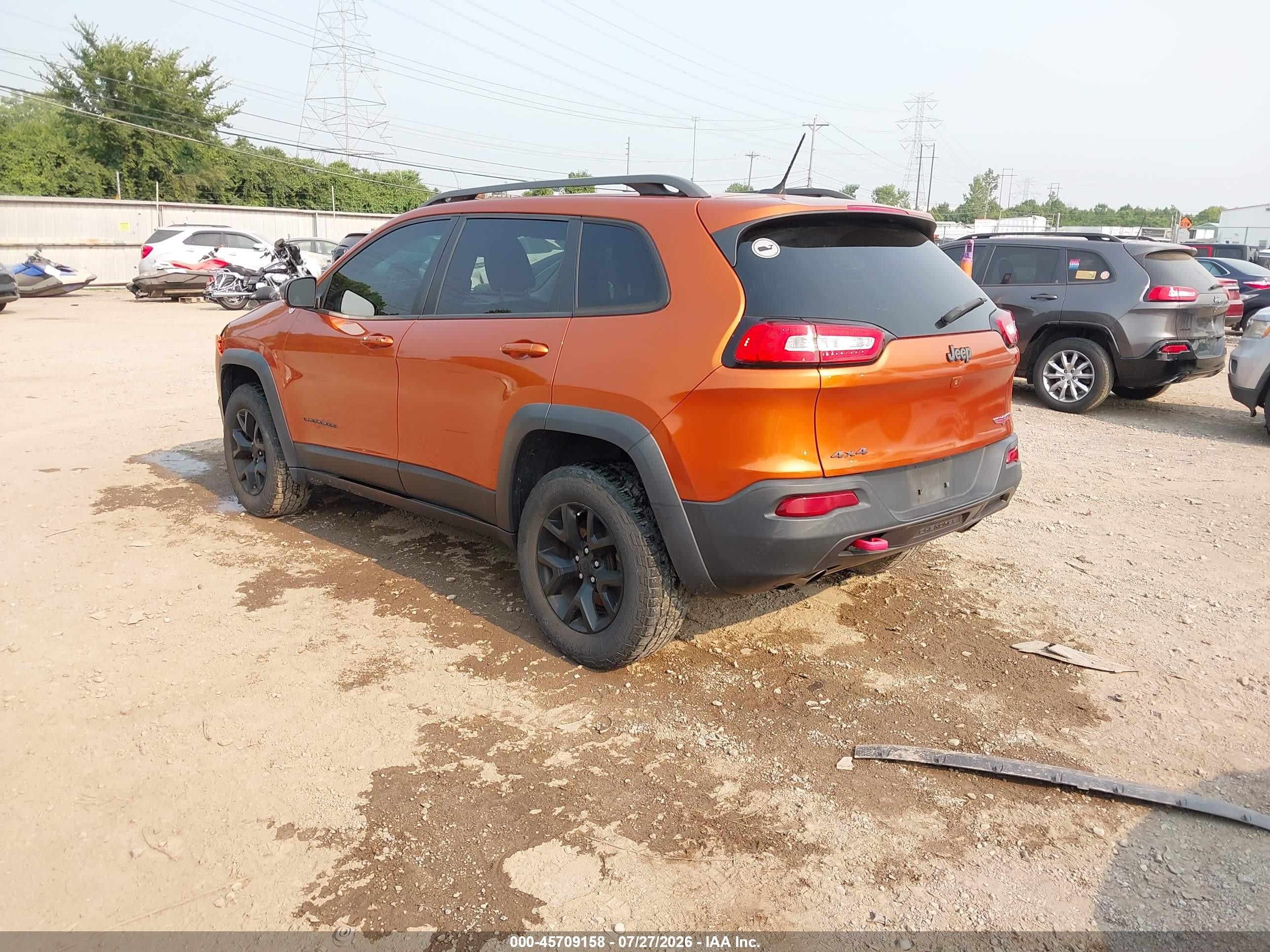 2015 Jeep Cherokee Trailhawk Orange vin: 1C4PJMBS2FW640024