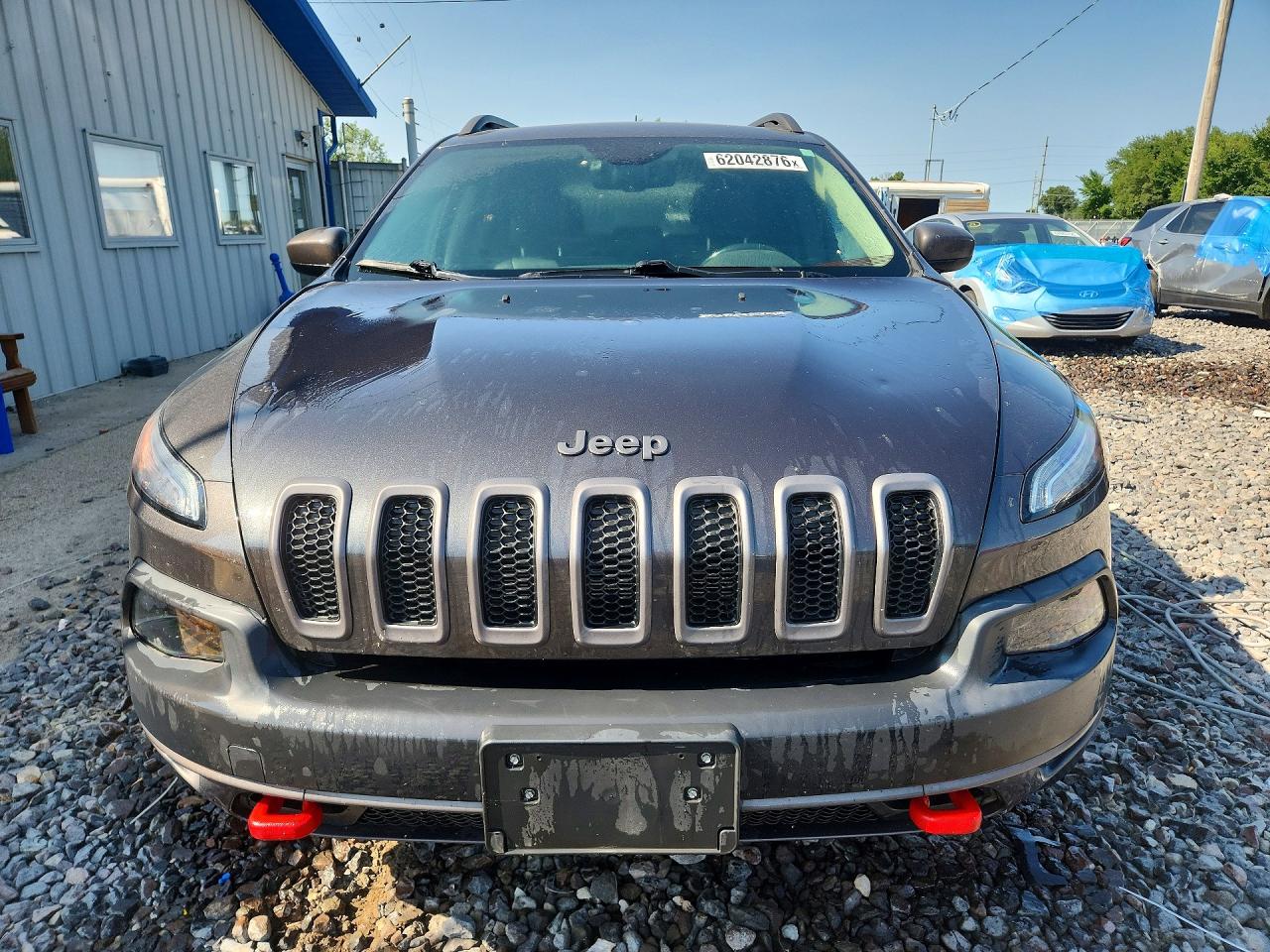 2015 Jeep Cherokee Trailhawk Gray vin: 1C4PJMBS2FW661746