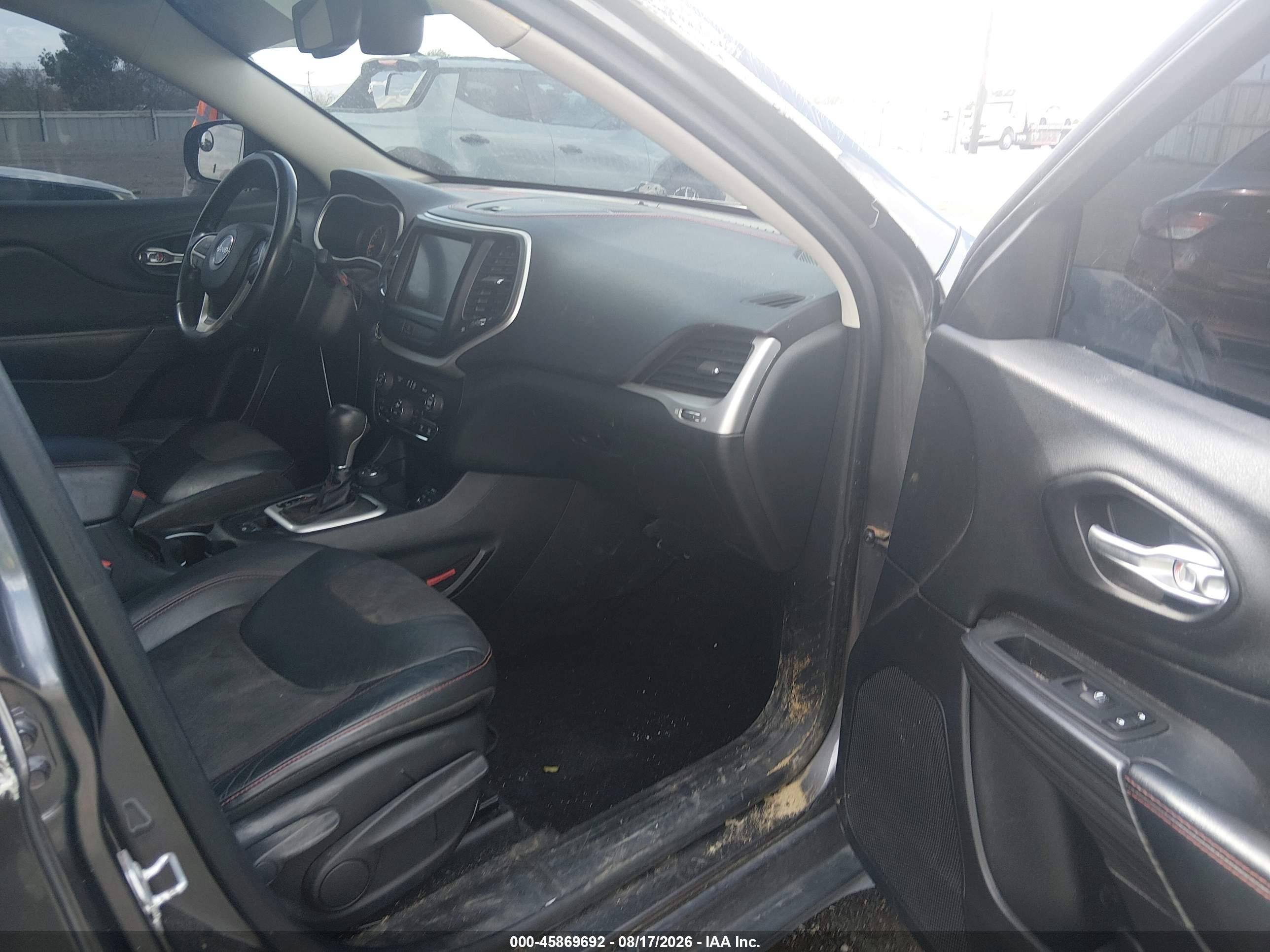 2015 Jeep Cherokee Trailhawk Серый vin: 1C4PJMBS2FW673041
