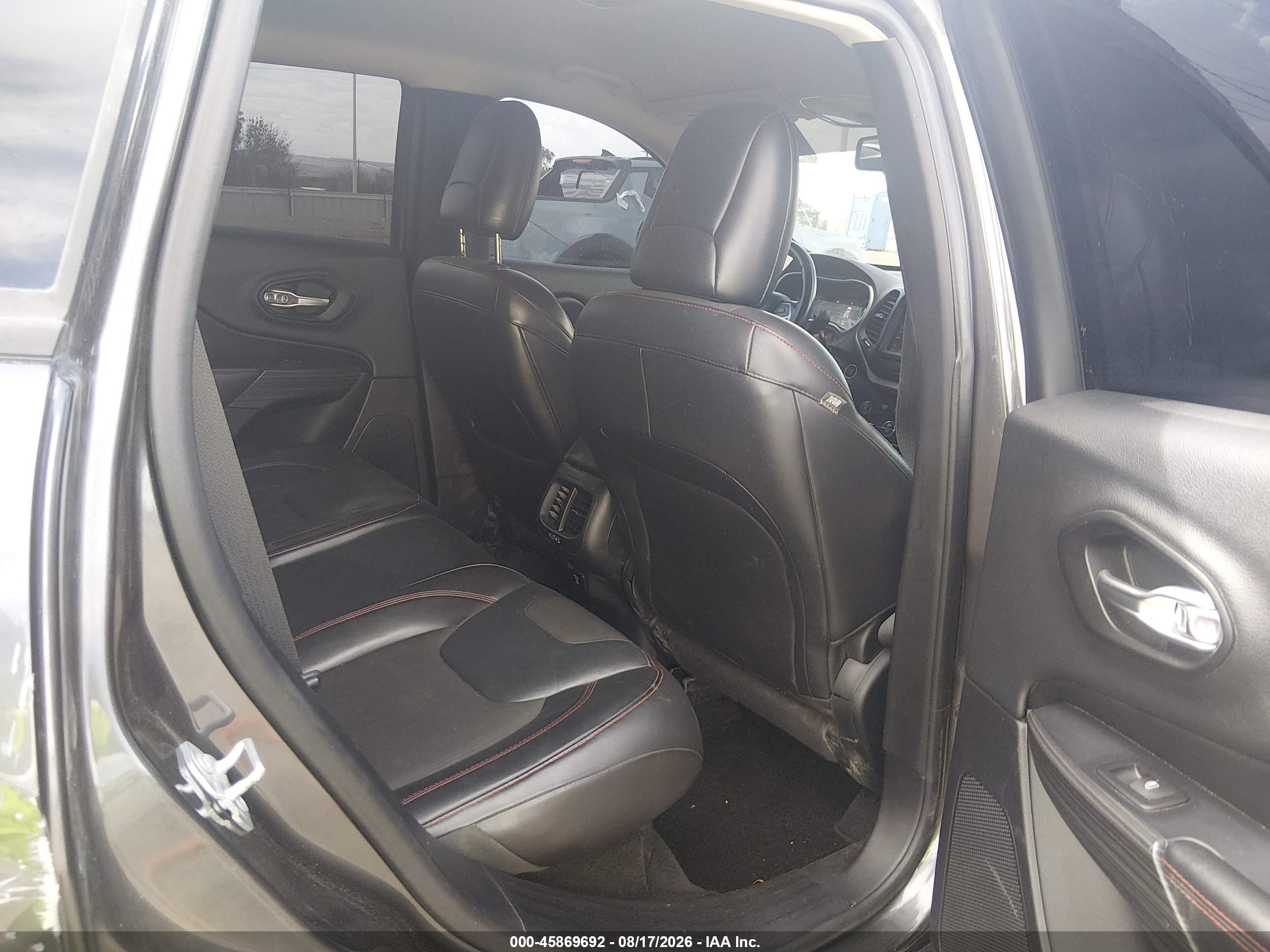2015 Jeep Cherokee Trailhawk Серый vin: 1C4PJMBS2FW673041