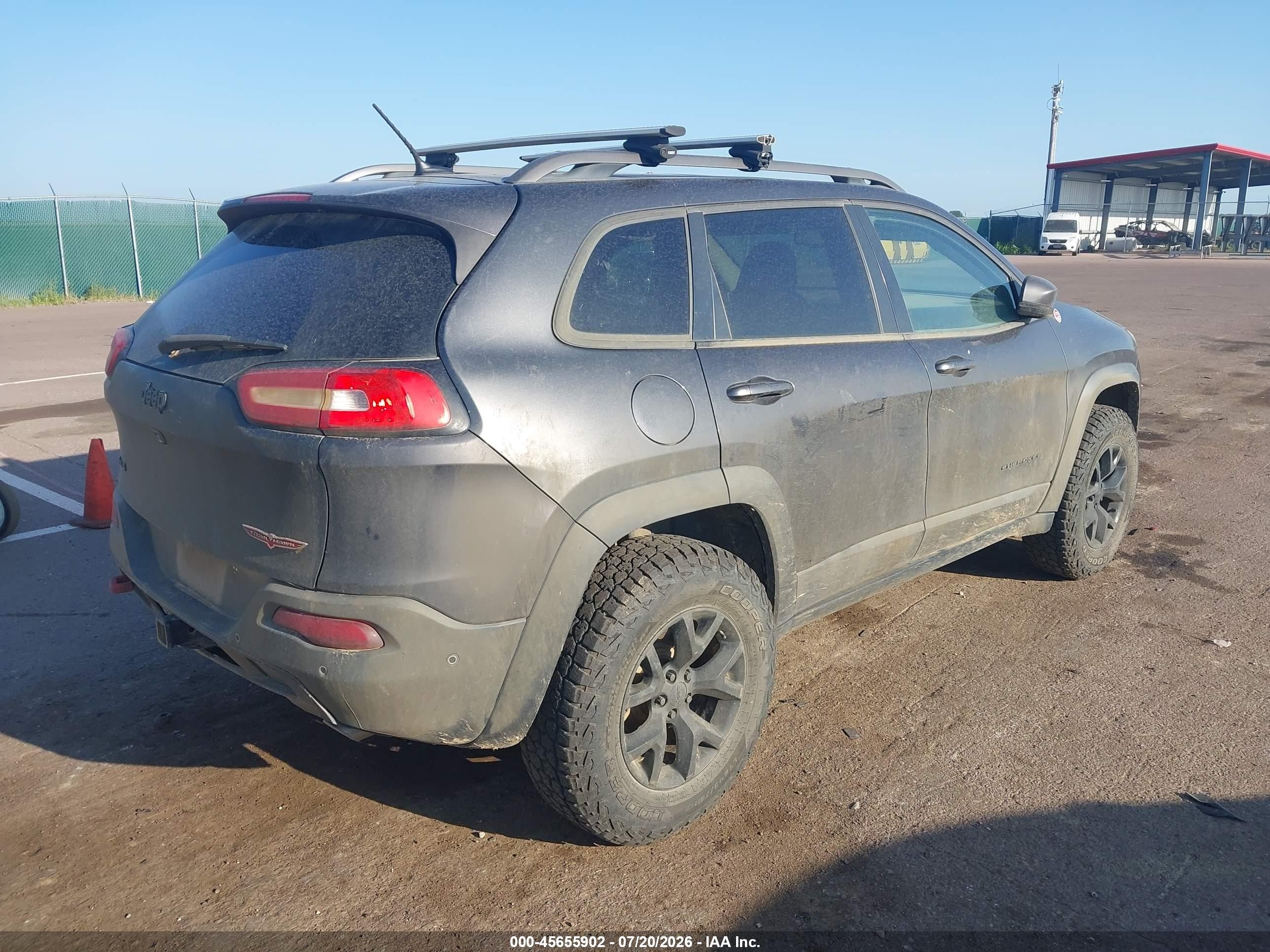 2015 Jeep Cherokee Trailhawk Gray vin: 1C4PJMBS2FW710444